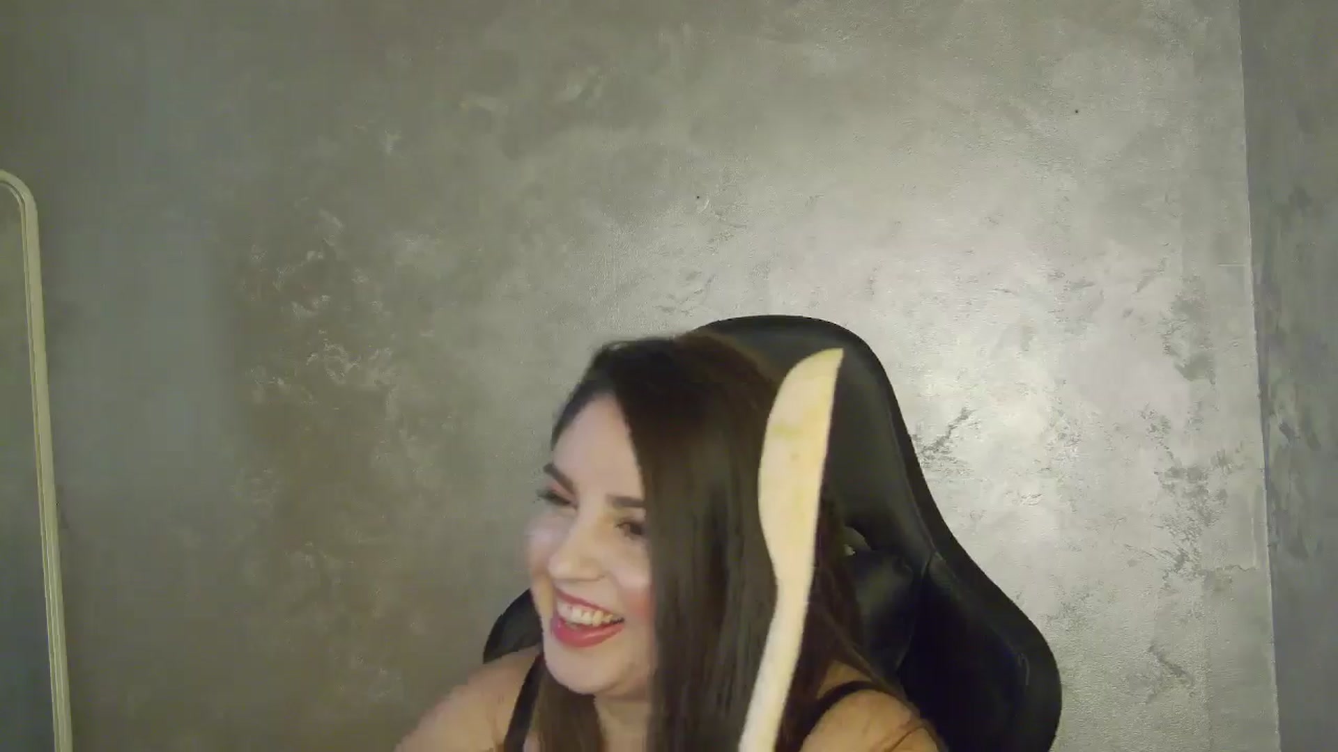Gallery image thumbnail from NotVanilla's myfreecams stream on, 10/16/2025, 24:00 image 8 of 20