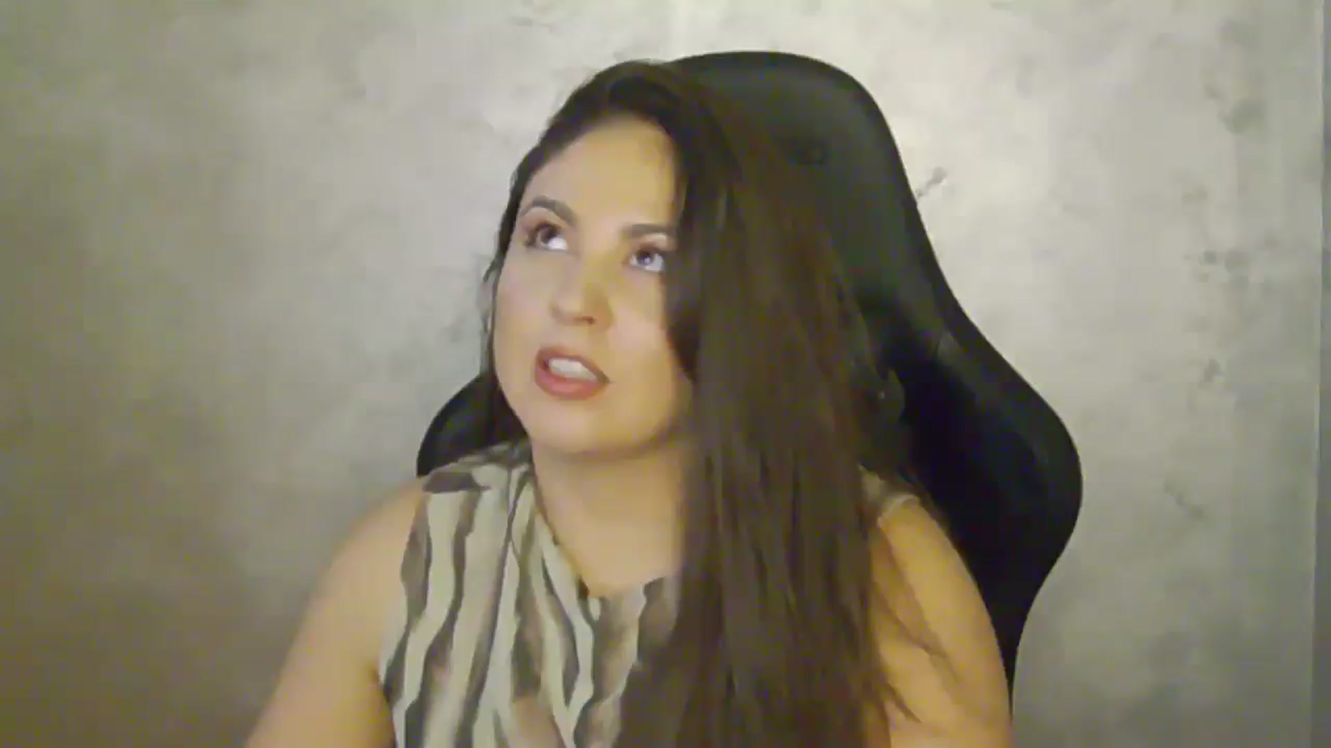 Gallery image thumbnail from NotVanilla's myfreecams stream on, 10/21/2025, 24:14 image 4 of 20