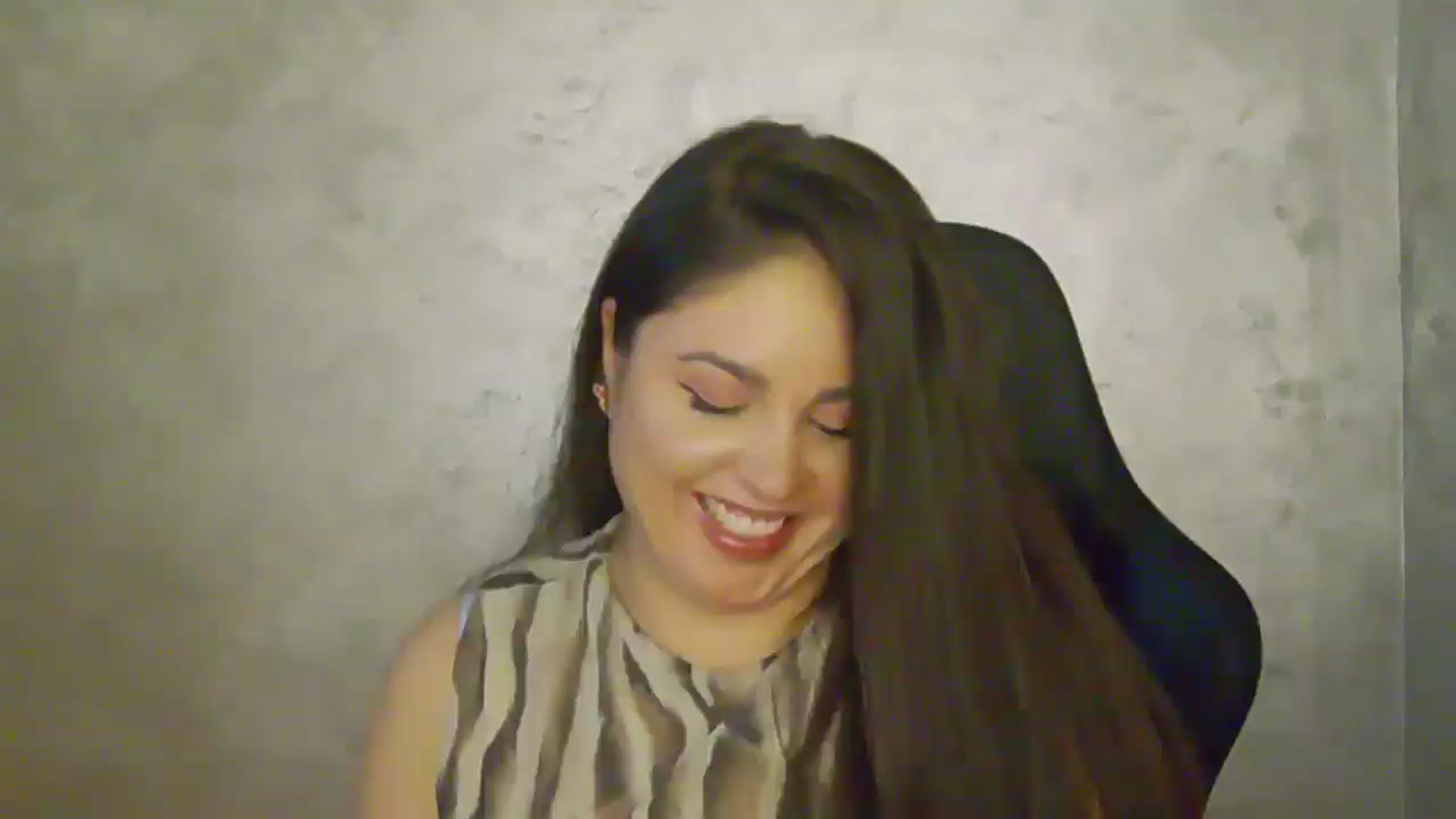 Gallery image thumbnail from NotVanilla's myfreecams stream on, 10/21/2025, 02:33 image 1 of 20