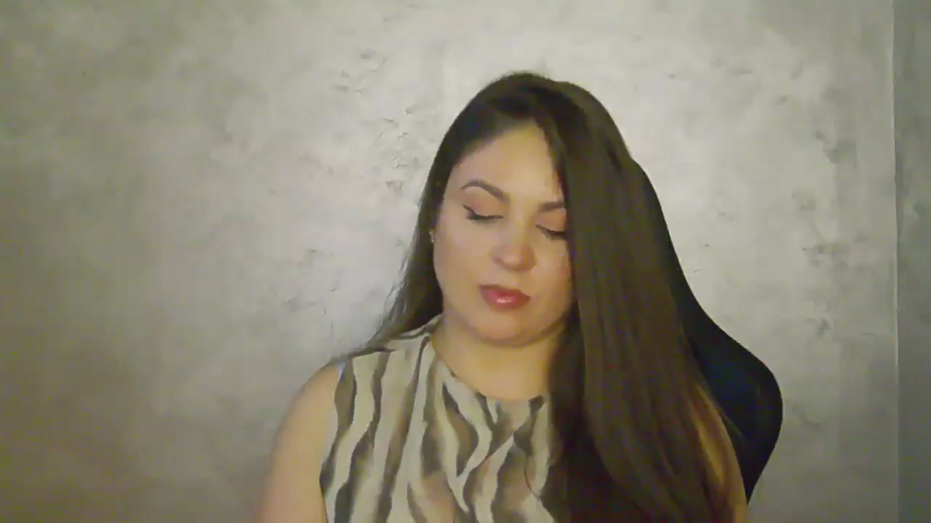 Gallery image thumbnail from NotVanilla's myfreecams stream on, 10/21/2025, 02:33 image 11 of 20