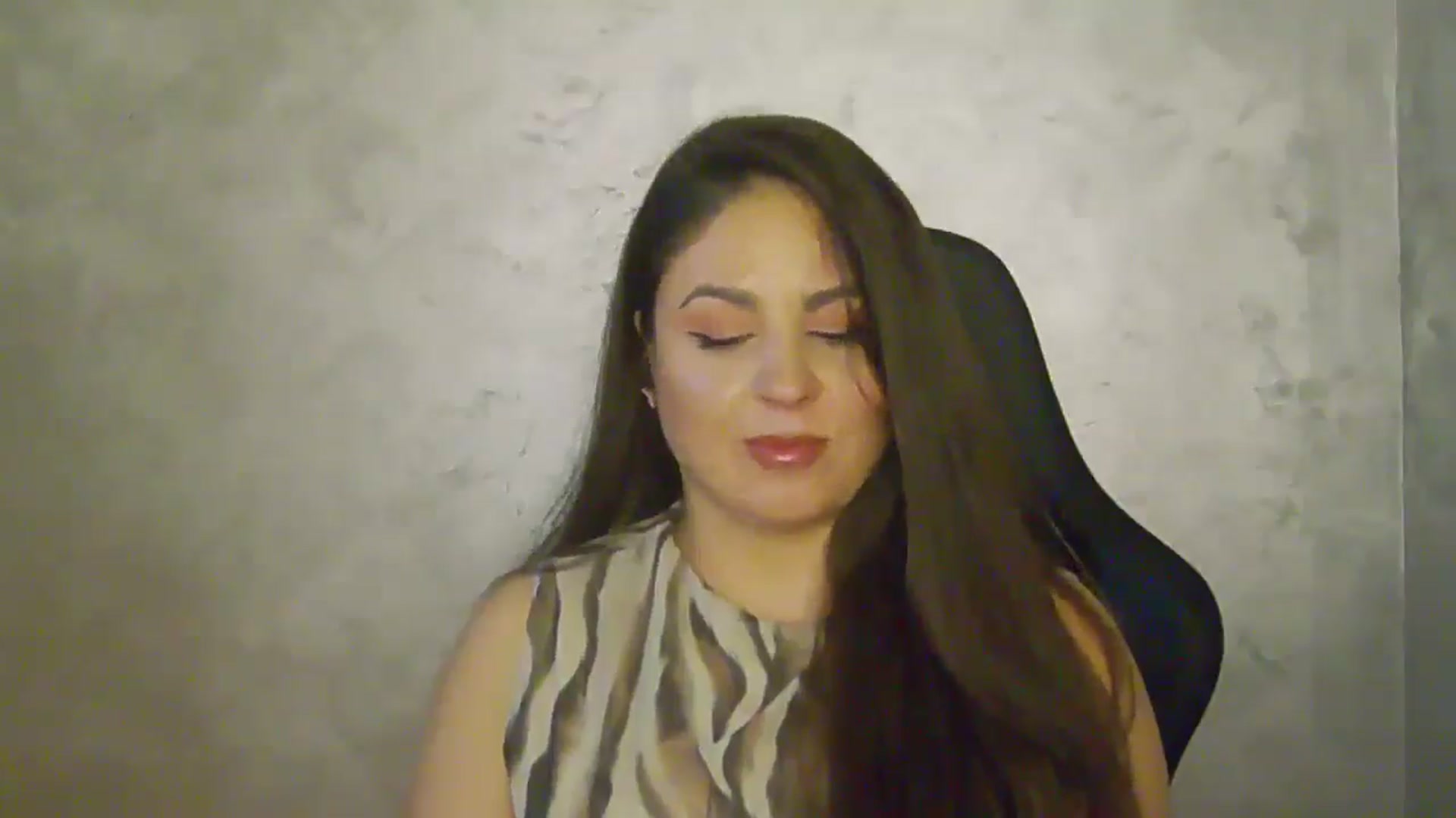Gallery image thumbnail from NotVanilla's myfreecams stream on, 10/21/2025, 02:33 image 10 of 20