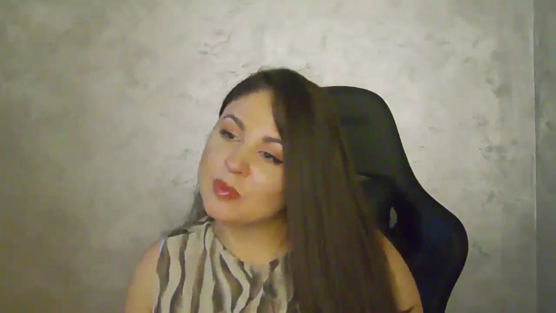 Gallery image thumbnail from NotVanilla's myfreecams stream on, 10/21/2025, 02:33 image 8 of 20