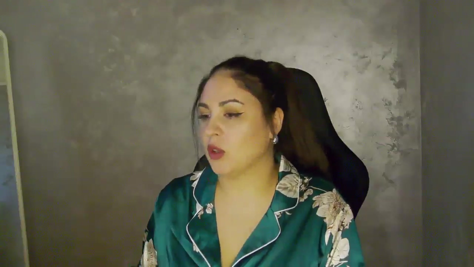 Gallery image thumbnail from NotVanilla's myfreecams stream on, 10/22/2025, 05:12 image 2 of 20