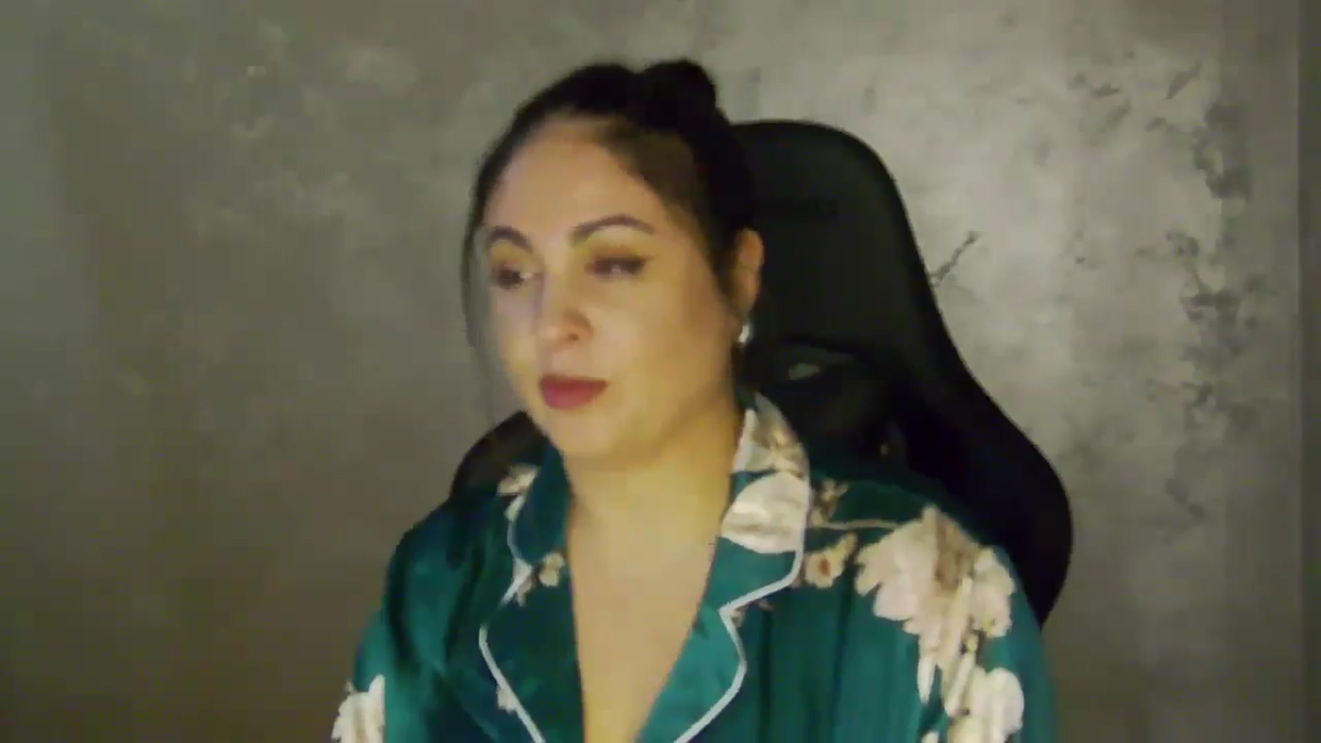 Gallery image thumbnail from NotVanilla's myfreecams stream on, 10/22/2025, 05:12 image 9 of 20