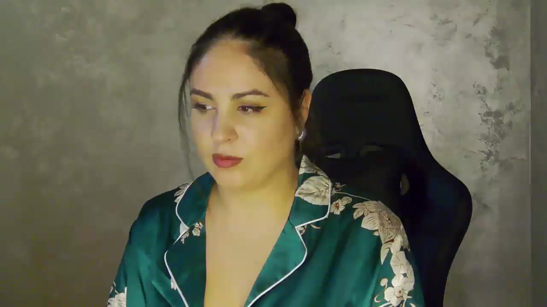 Gallery image thumbnail from NotVanilla's myfreecams stream on, 10/22/2025, 05:12 image 11 of 20