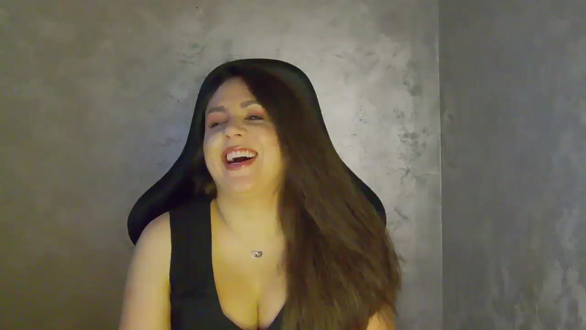 Gallery image thumbnail from NotVanilla's myfreecams stream on, 10/23/2025, 04:07 image 6 of 20