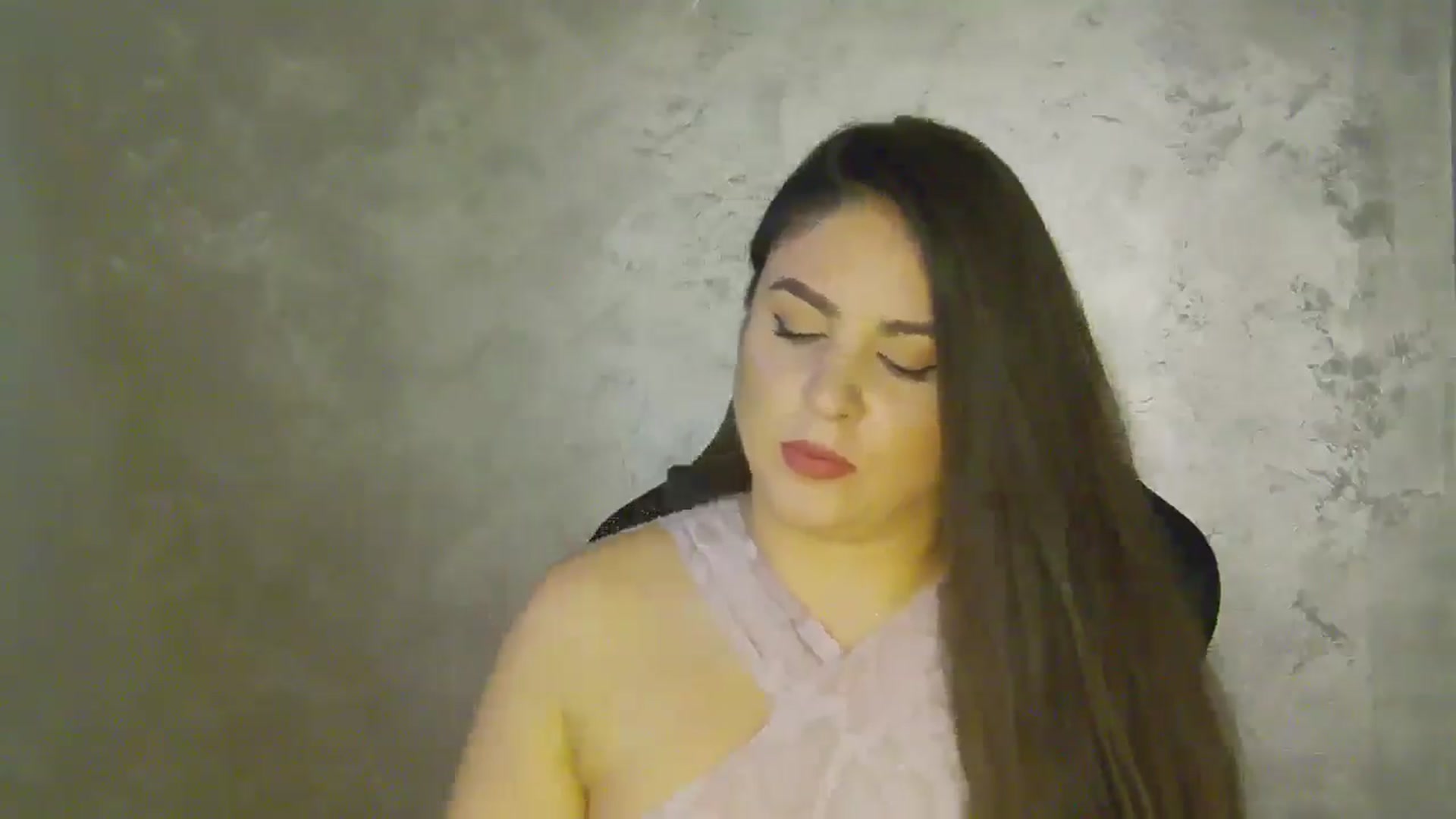 Gallery image thumbnail from NotVanilla's myfreecams stream on, 10/25/2025, 03:19 image 17 of 20