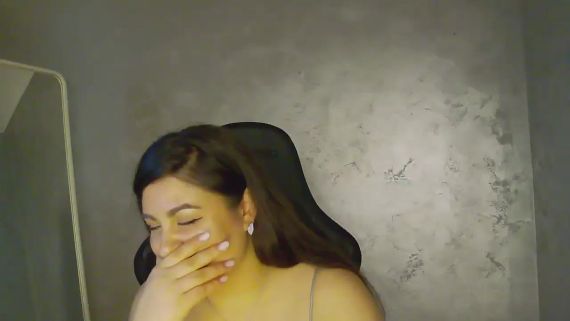 Gallery image thumbnail from NotVanilla's myfreecams stream on, 10/28/2025, 01:45 image 16 of 20