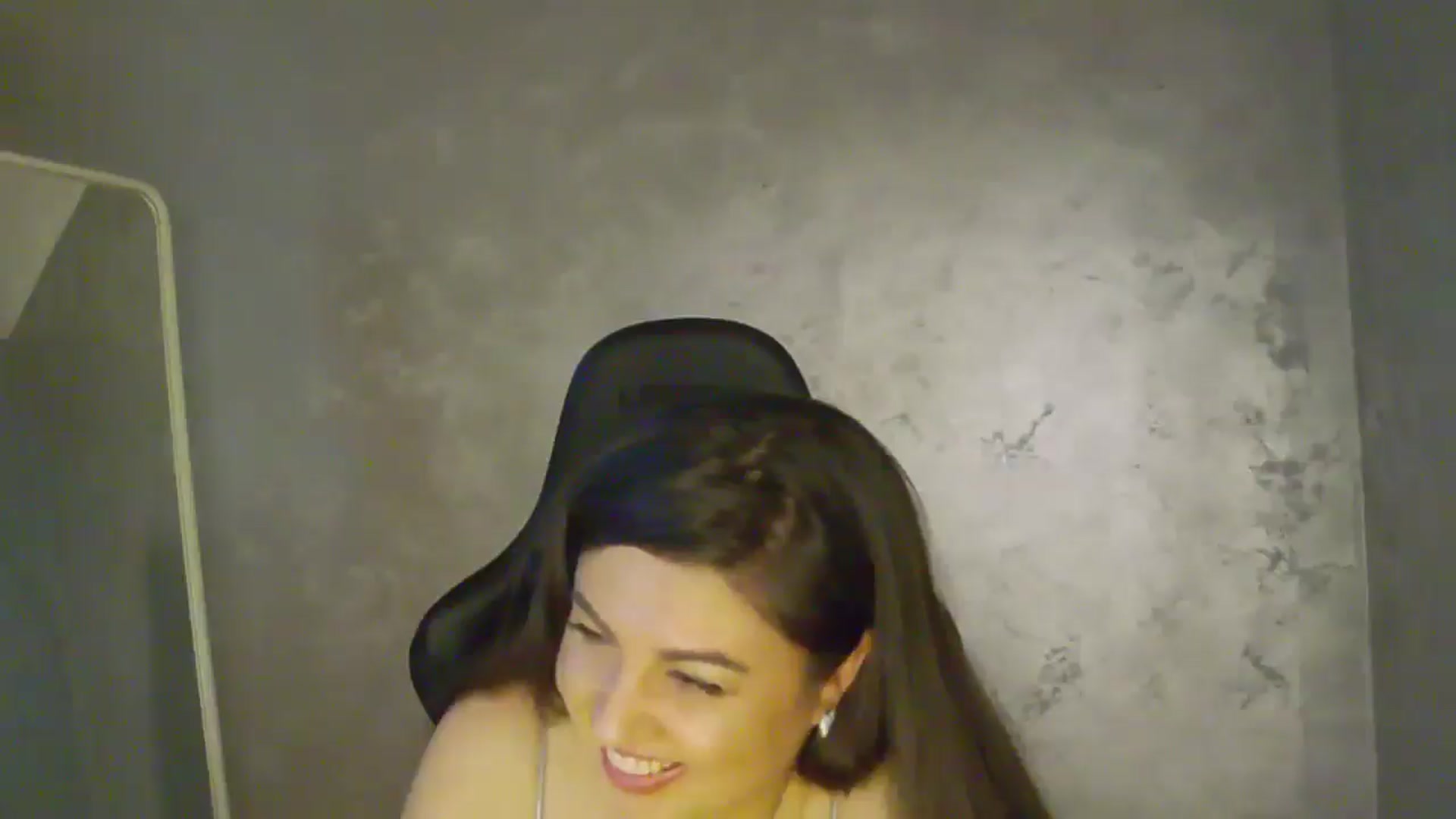 Gallery image thumbnail from NotVanilla's myfreecams stream on, 10/28/2025, 01:45 image 18 of 20