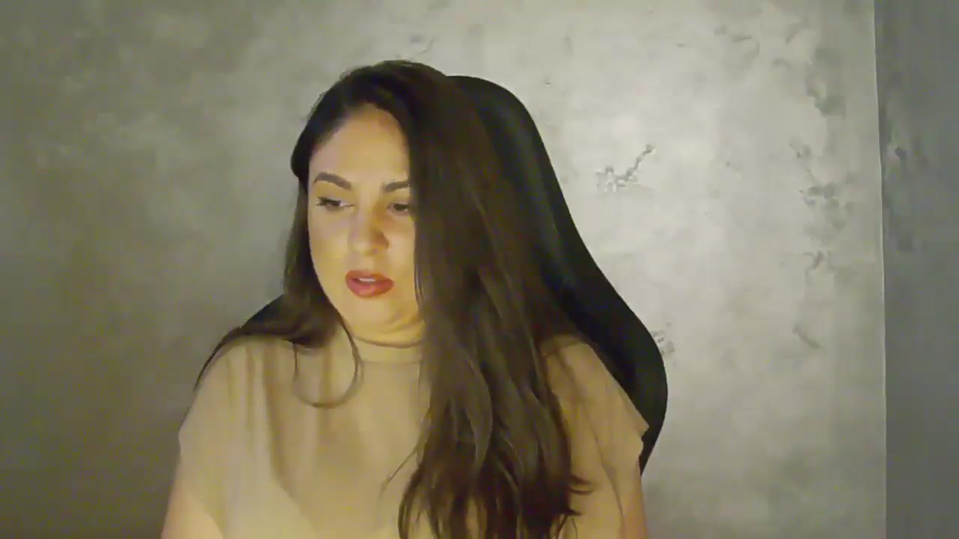 Gallery image thumbnail from NotVanilla's myfreecams stream on, 10/29/2025, 02:01 image 16 of 20