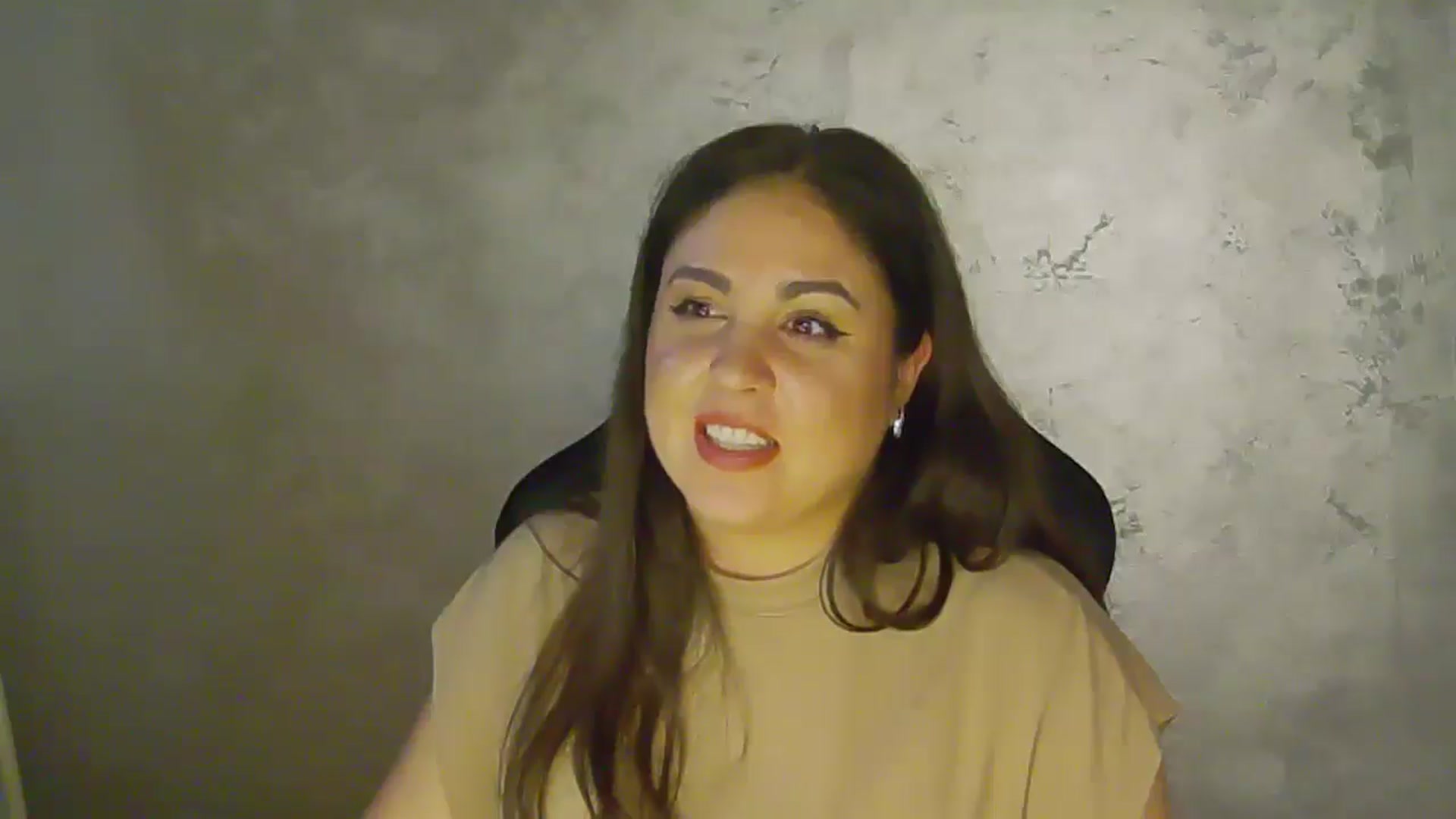 Gallery image thumbnail from NotVanilla's myfreecams stream on, 10/29/2025, 05:14 image 18 of 20