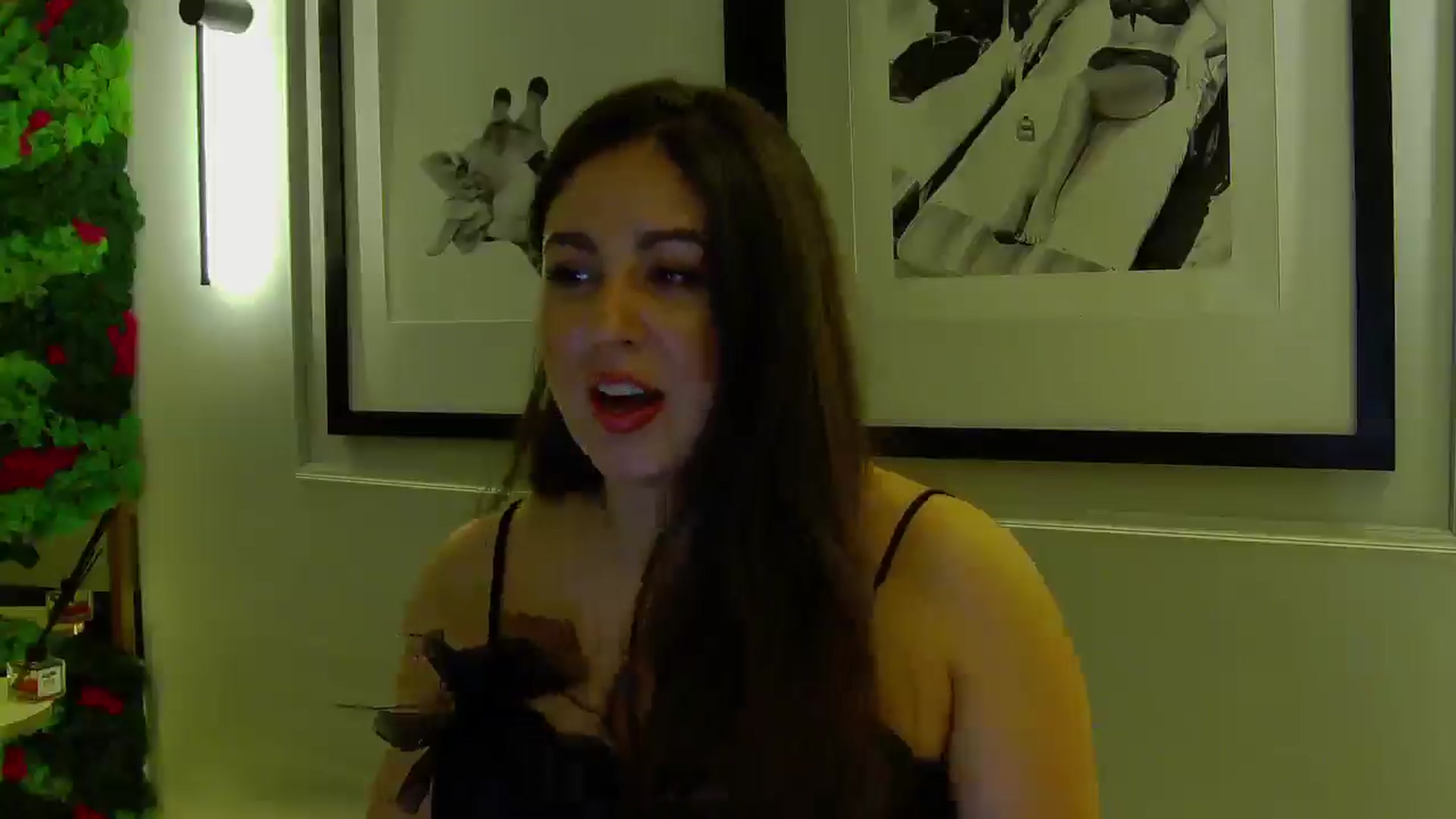 Gallery image thumbnail from NotVanilla's myfreecams stream on, 10/30/2025, 24:00 image 12 of 20