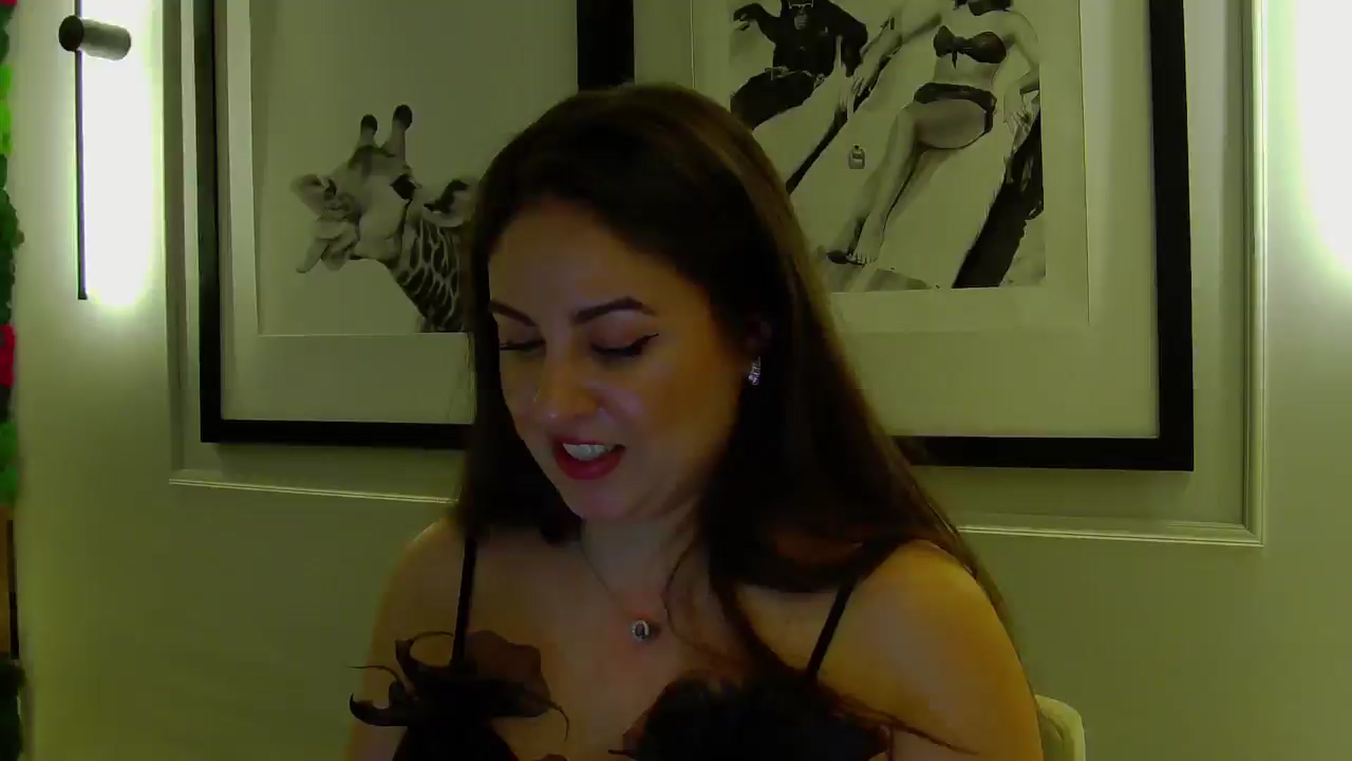 Gallery image thumbnail from NotVanilla's myfreecams stream on, 10/30/2025, 01:51 image 17 of 20