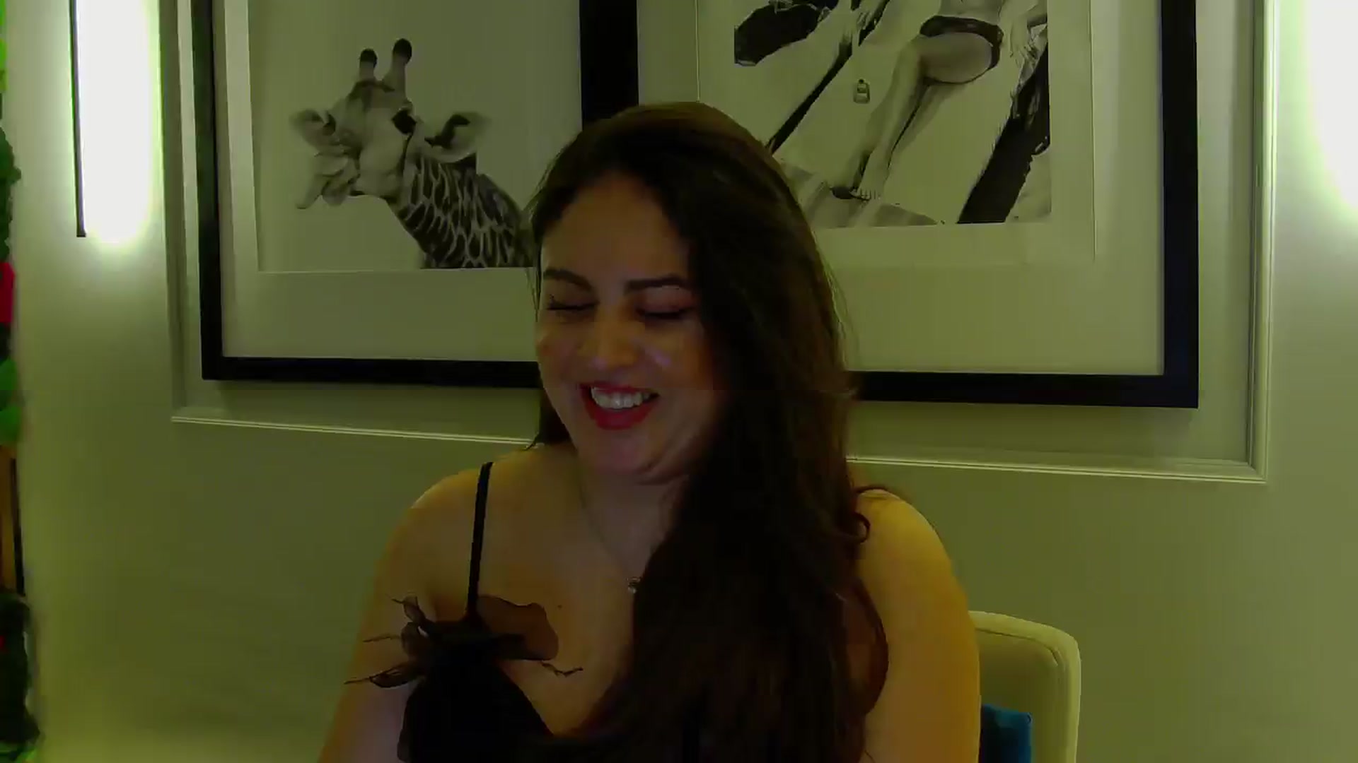 Gallery image thumbnail from NotVanilla's myfreecams stream on, 10/30/2025, 01:51 image 2 of 20