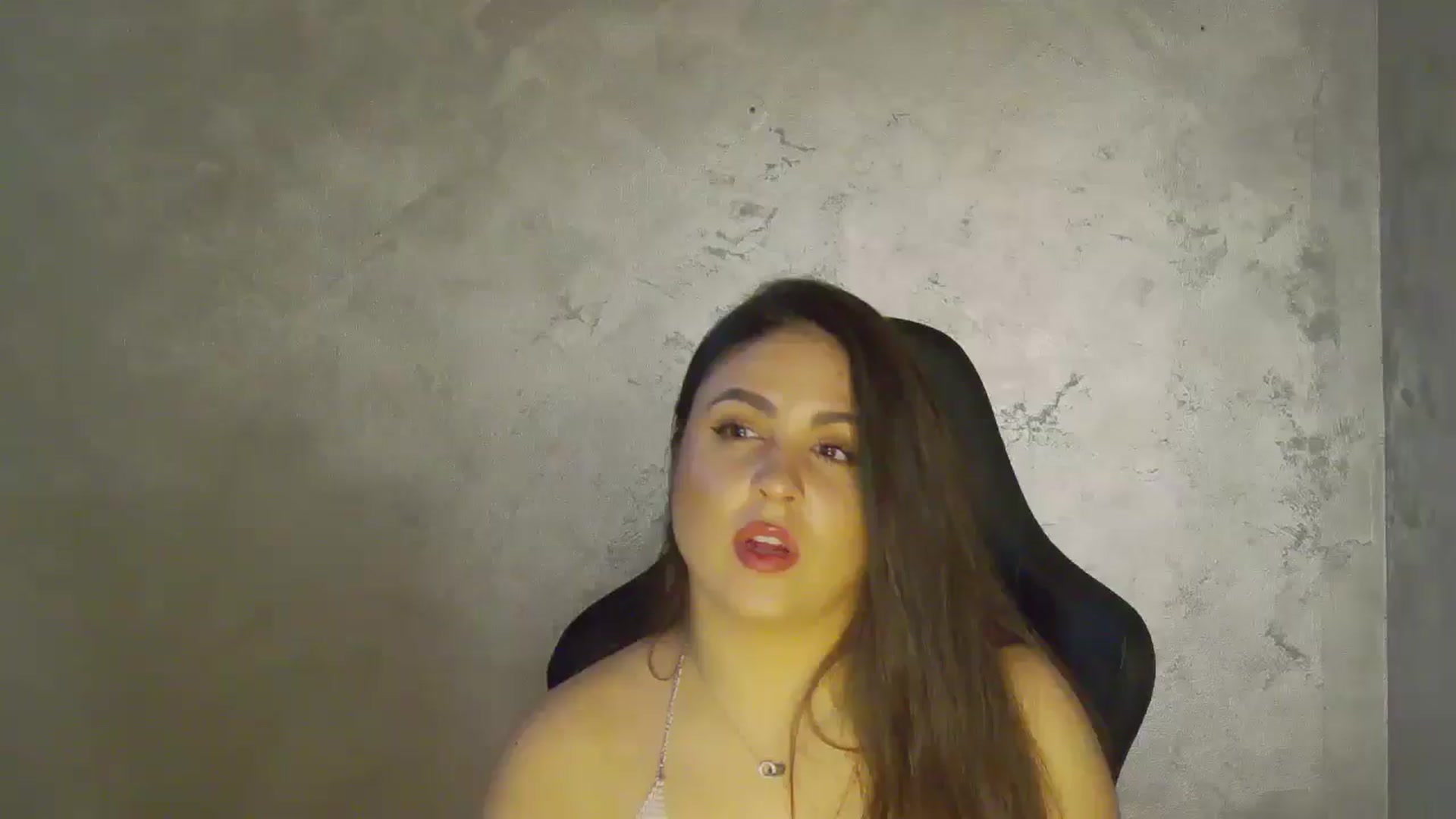Gallery image thumbnail from NotVanilla's myfreecams stream on, 11/01/2025, 22:56 image 10 of 20