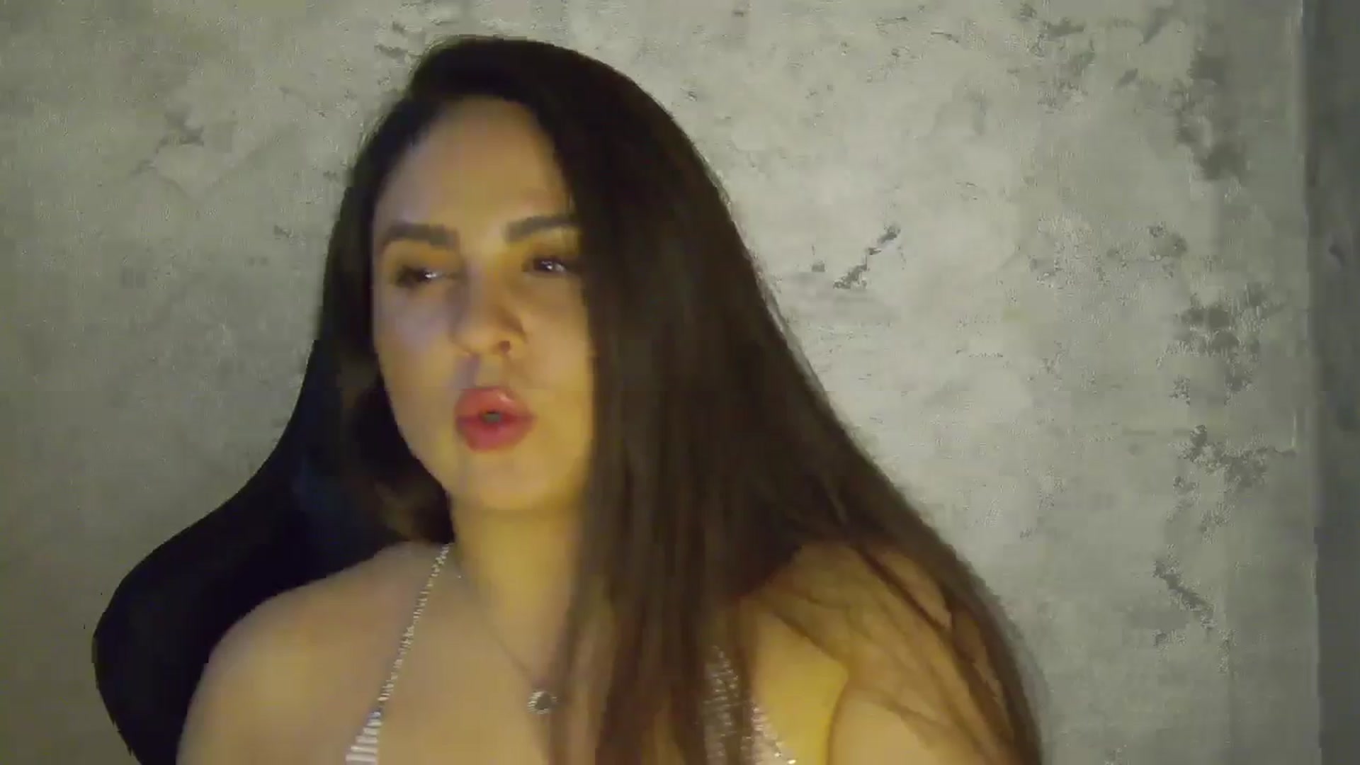Gallery image thumbnail from NotVanilla's myfreecams stream on, 11/01/2025, 23:56 image 11 of 20