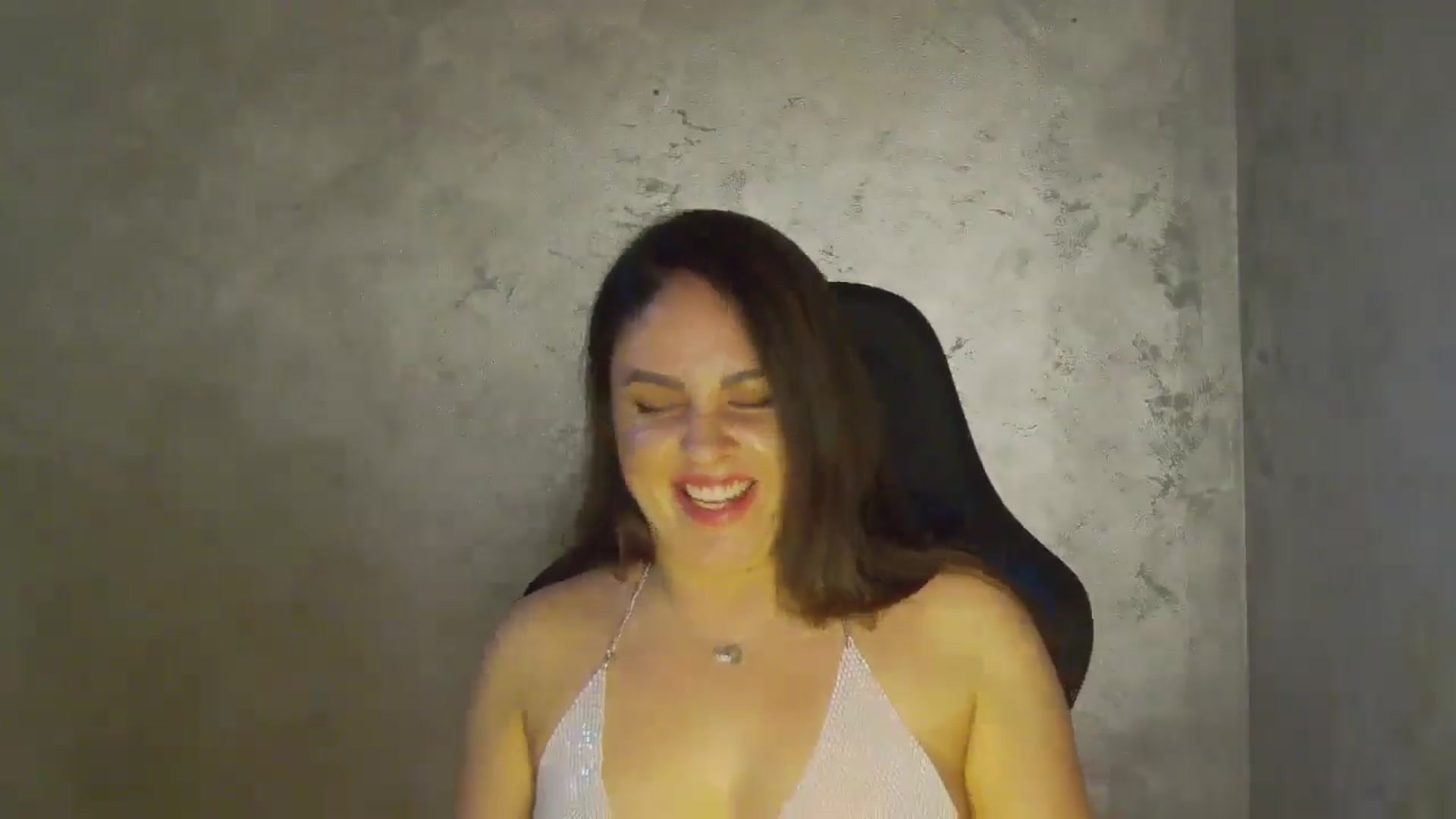 Gallery image thumbnail from NotVanilla's myfreecams stream on, 11/01/2025, 23:56 image 18 of 20
