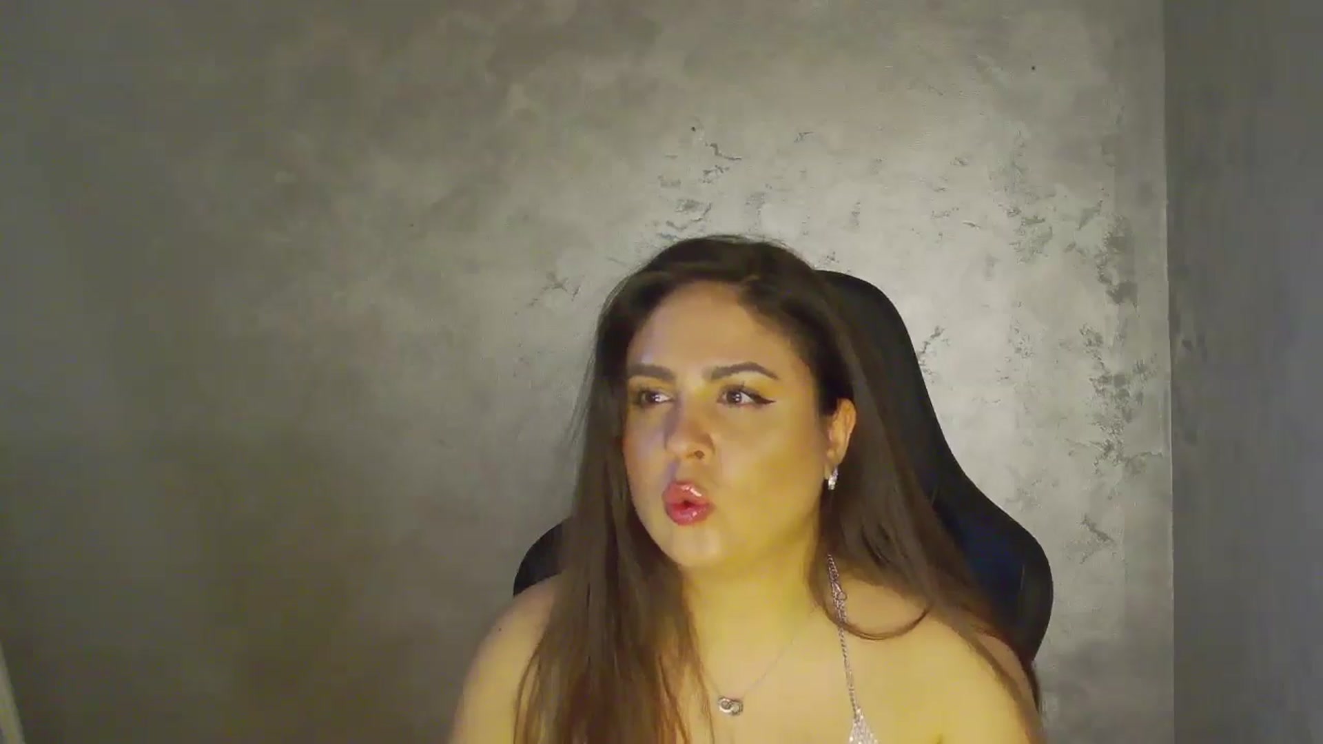 Gallery image thumbnail from NotVanilla's myfreecams stream on, 11/02/2025, 05:13 image 3 of 20