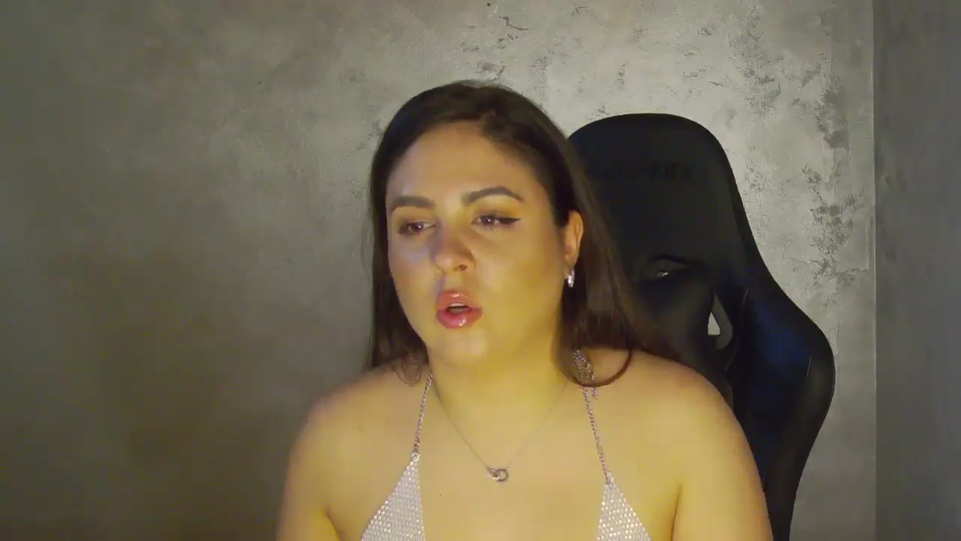 Gallery image thumbnail from NotVanilla's myfreecams stream on, 11/02/2025, 05:13 image 4 of 20