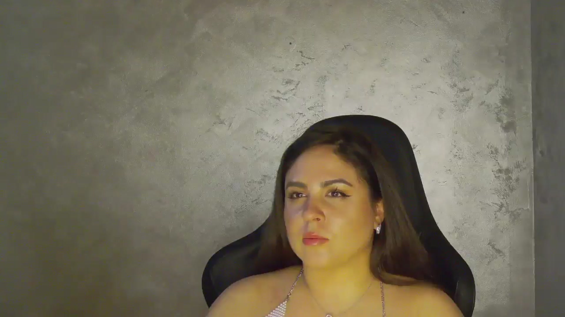 Gallery image thumbnail from NotVanilla's myfreecams stream on, 11/02/2025, 05:13 image 18 of 20