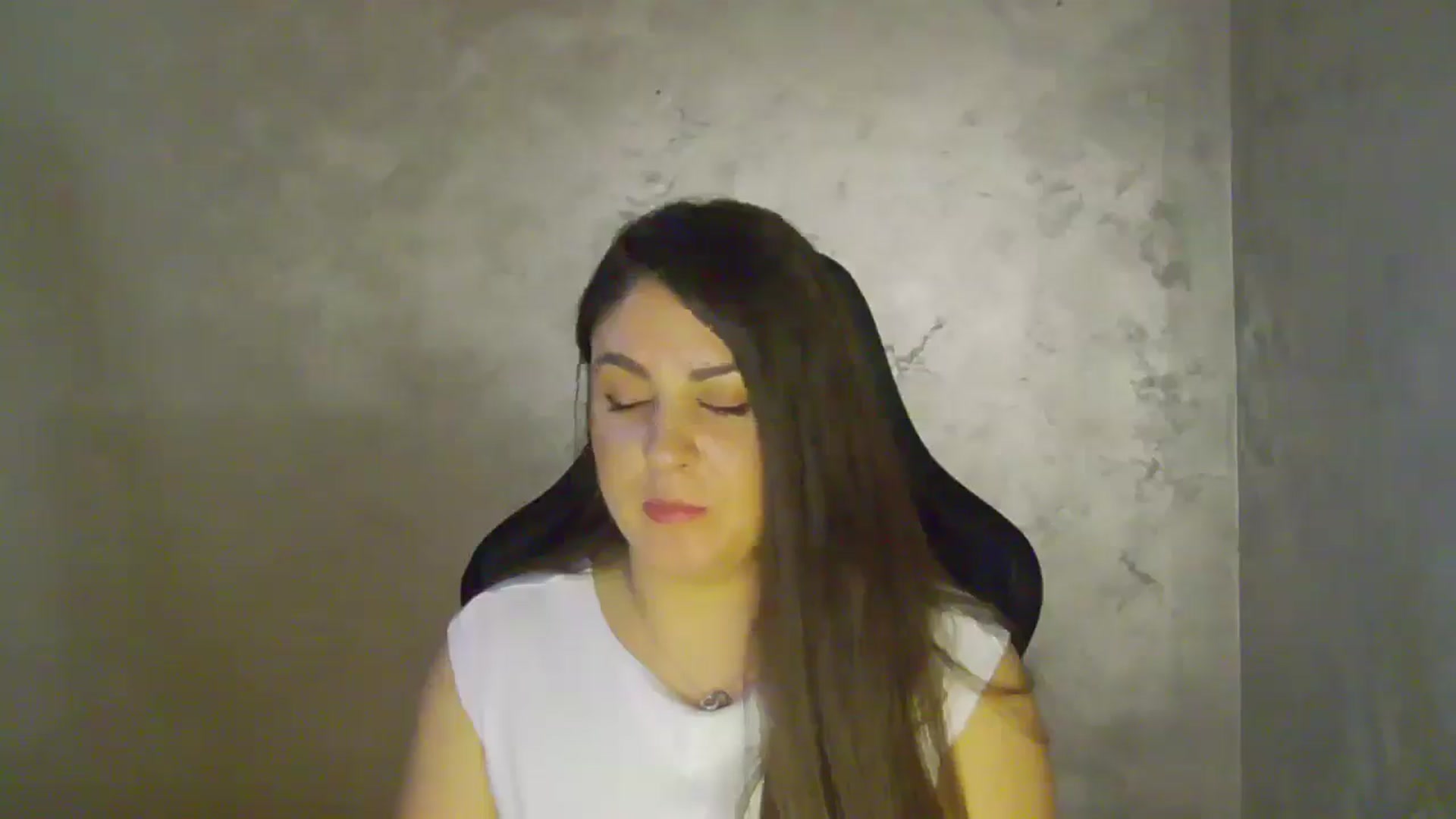 Gallery image thumbnail from NotVanilla's myfreecams stream on, 11/03/2025, 04:26 image 10 of 20