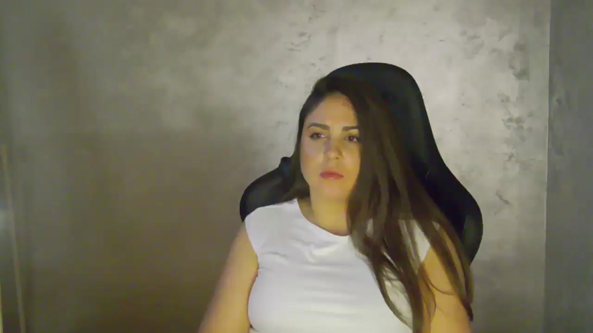 Gallery image thumbnail from NotVanilla's myfreecams stream on, 11/03/2025, 04:26 image 1 of 20