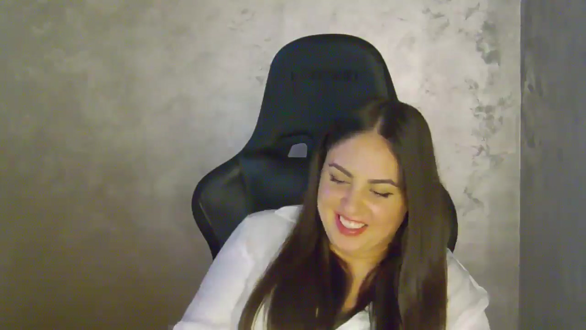 Gallery image thumbnail from NotVanilla's myfreecams stream on, 11/04/2025, 05:44 image 15 of 20