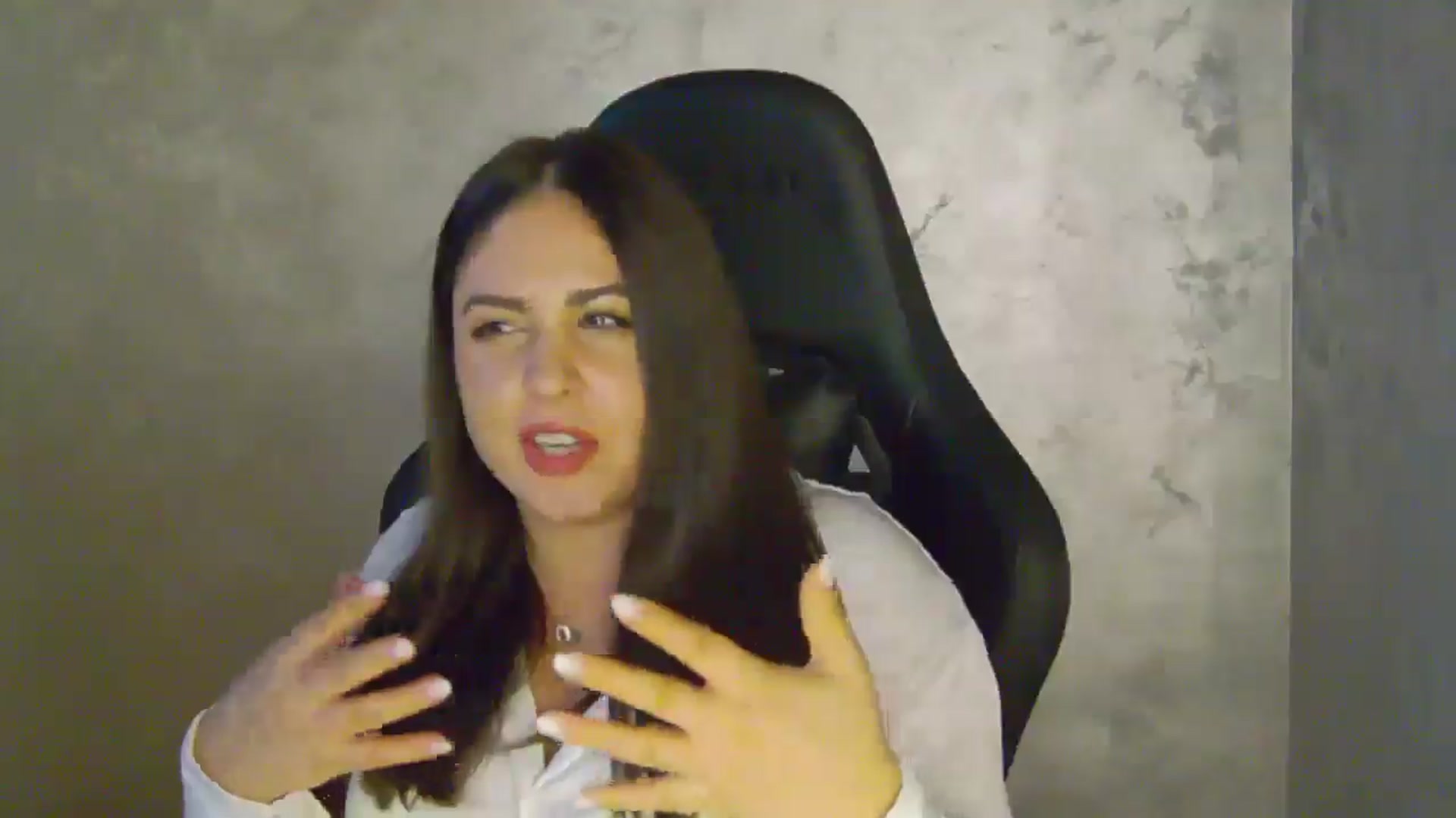 Gallery image thumbnail from NotVanilla's myfreecams stream on, 11/04/2025, 05:44 image 13 of 20