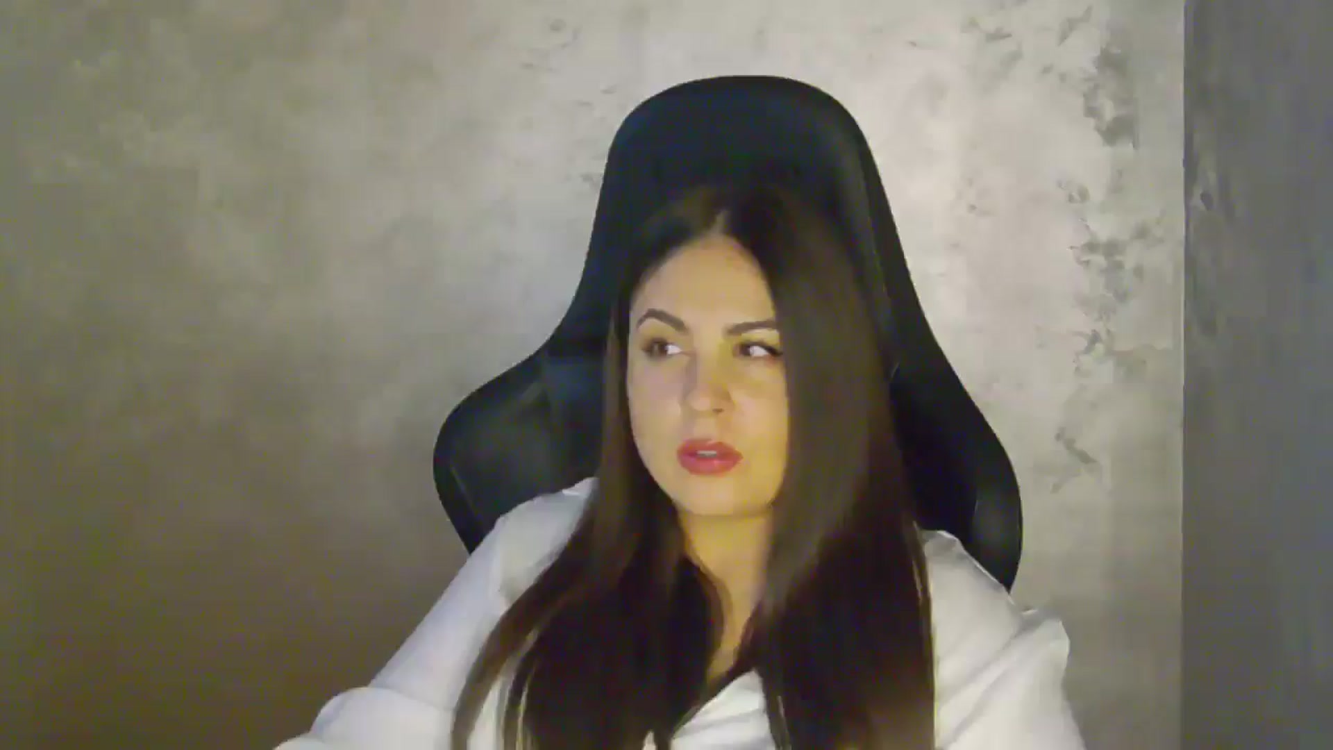 Gallery image thumbnail from NotVanilla's myfreecams stream on, 11/04/2025, 05:44 image 14 of 20