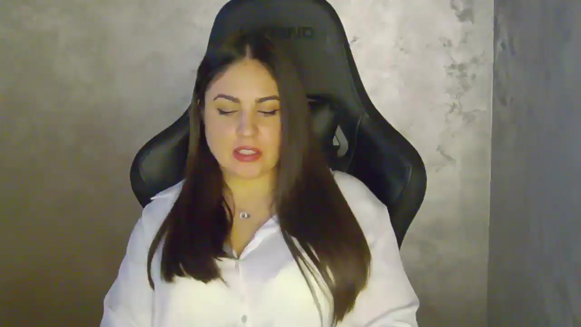 Gallery image thumbnail from NotVanilla's myfreecams stream on, 11/04/2025, 05:44 image 10 of 20