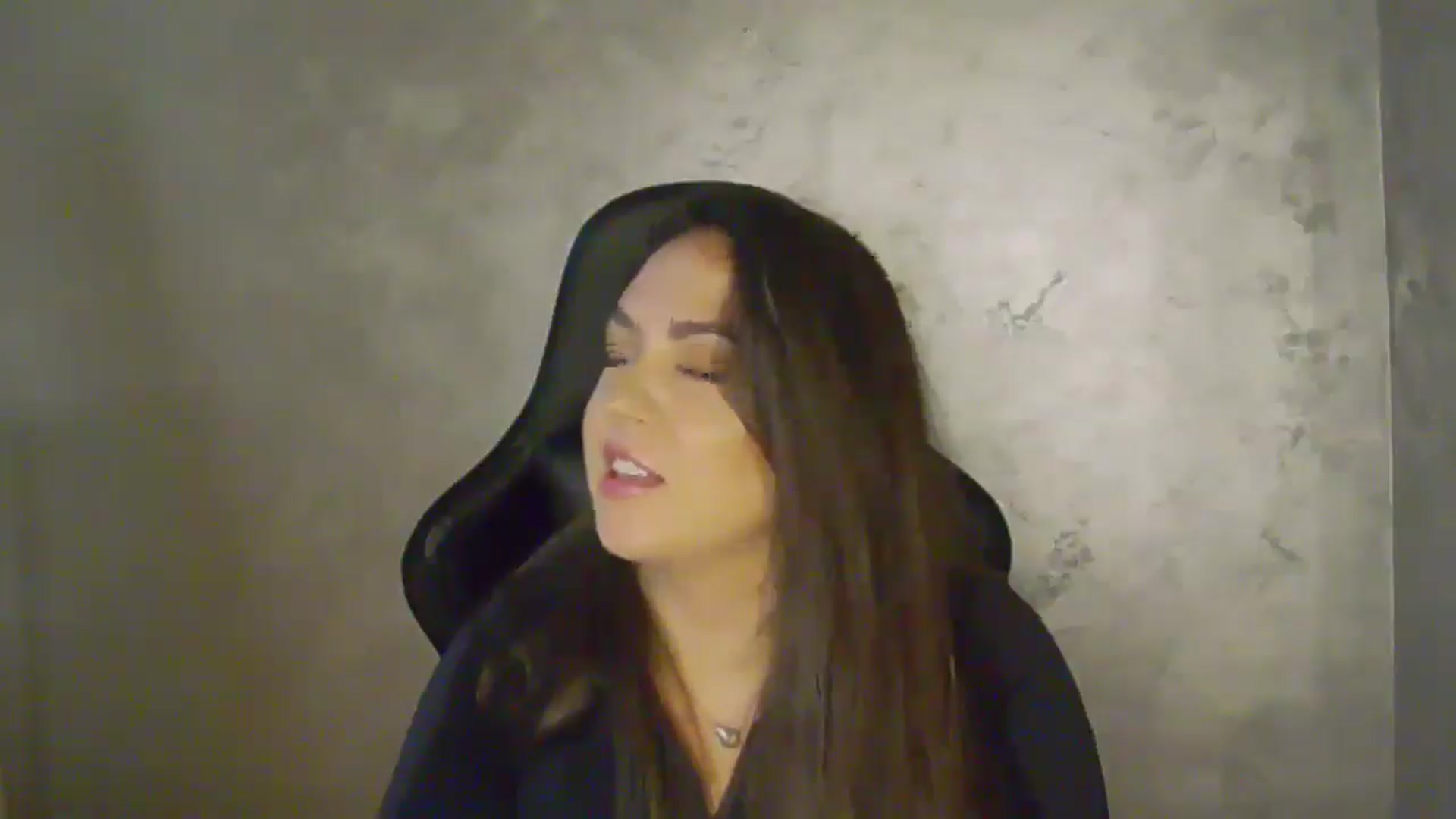 Gallery image thumbnail from NotVanilla's myfreecams stream on, 11/08/2025, 23:22 image 5 of 20