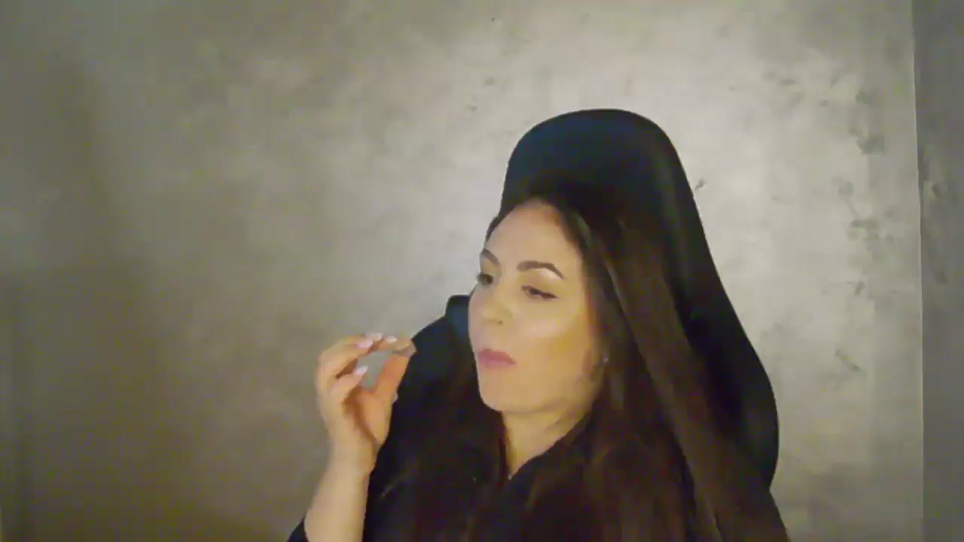 Gallery image thumbnail from NotVanilla's myfreecams stream on, 11/08/2025, 23:22 image 9 of 20