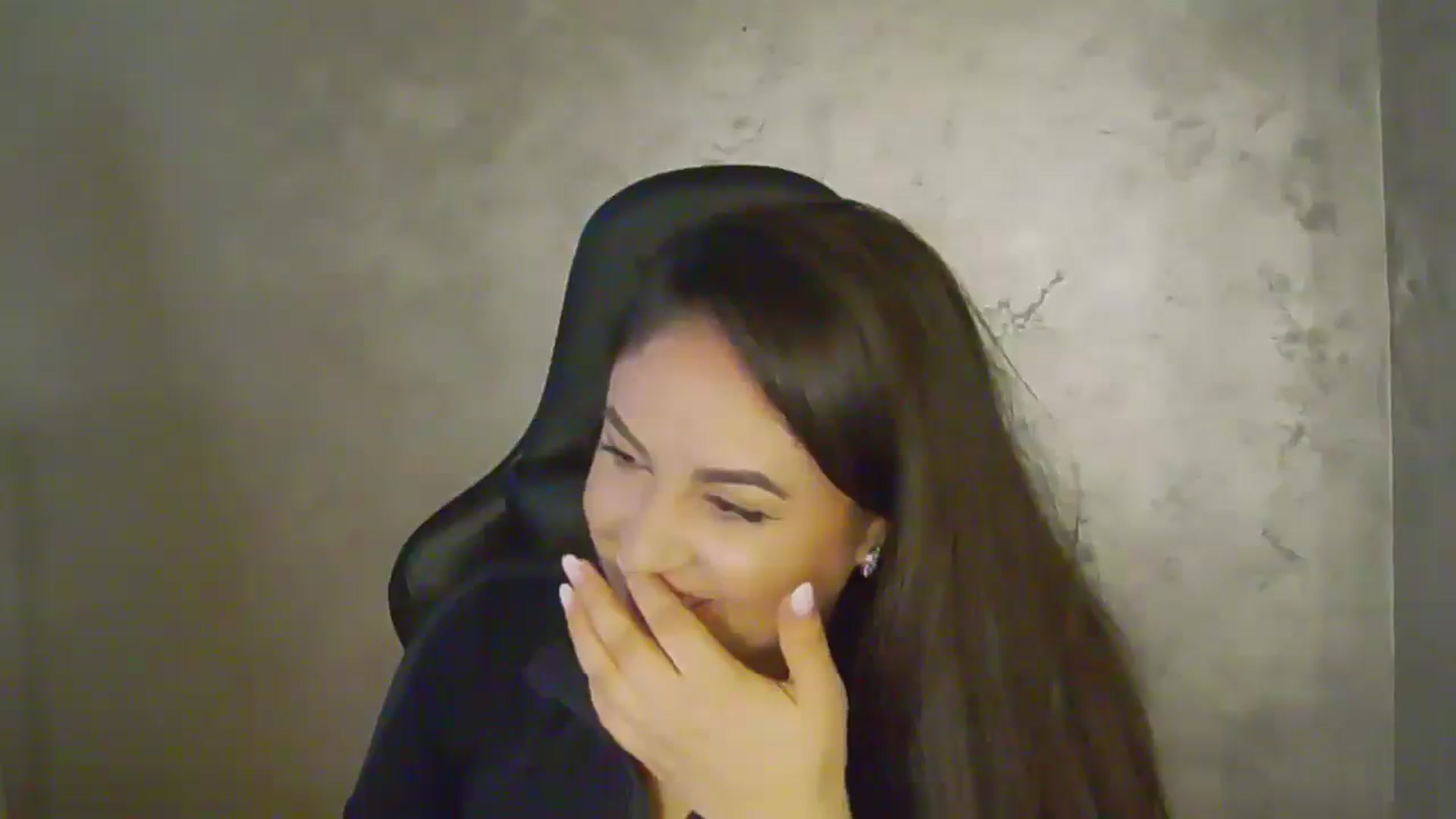 Gallery image thumbnail from NotVanilla's myfreecams stream on, 11/08/2025, 23:22 image 18 of 20
