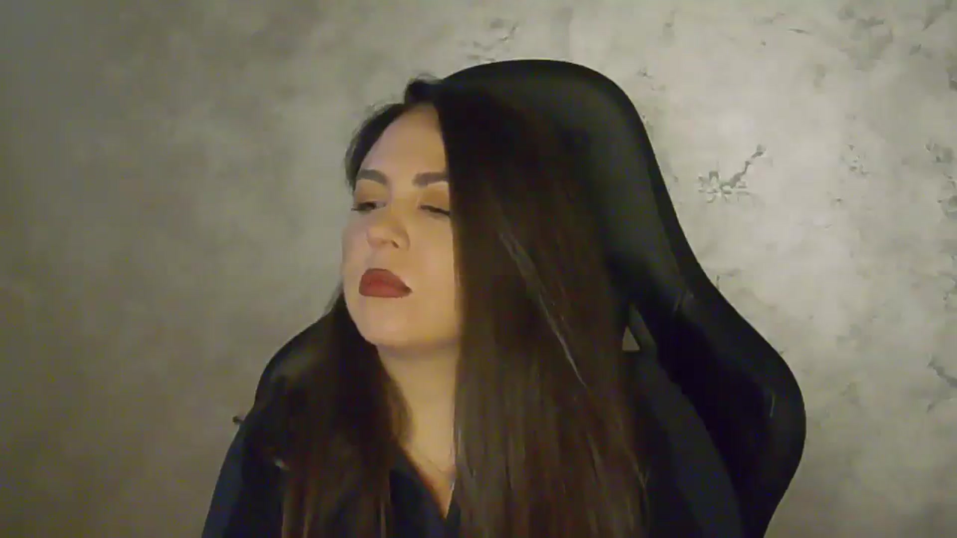 Gallery image thumbnail from NotVanilla's myfreecams stream on, 11/09/2025, 03:08 image 18 of 20