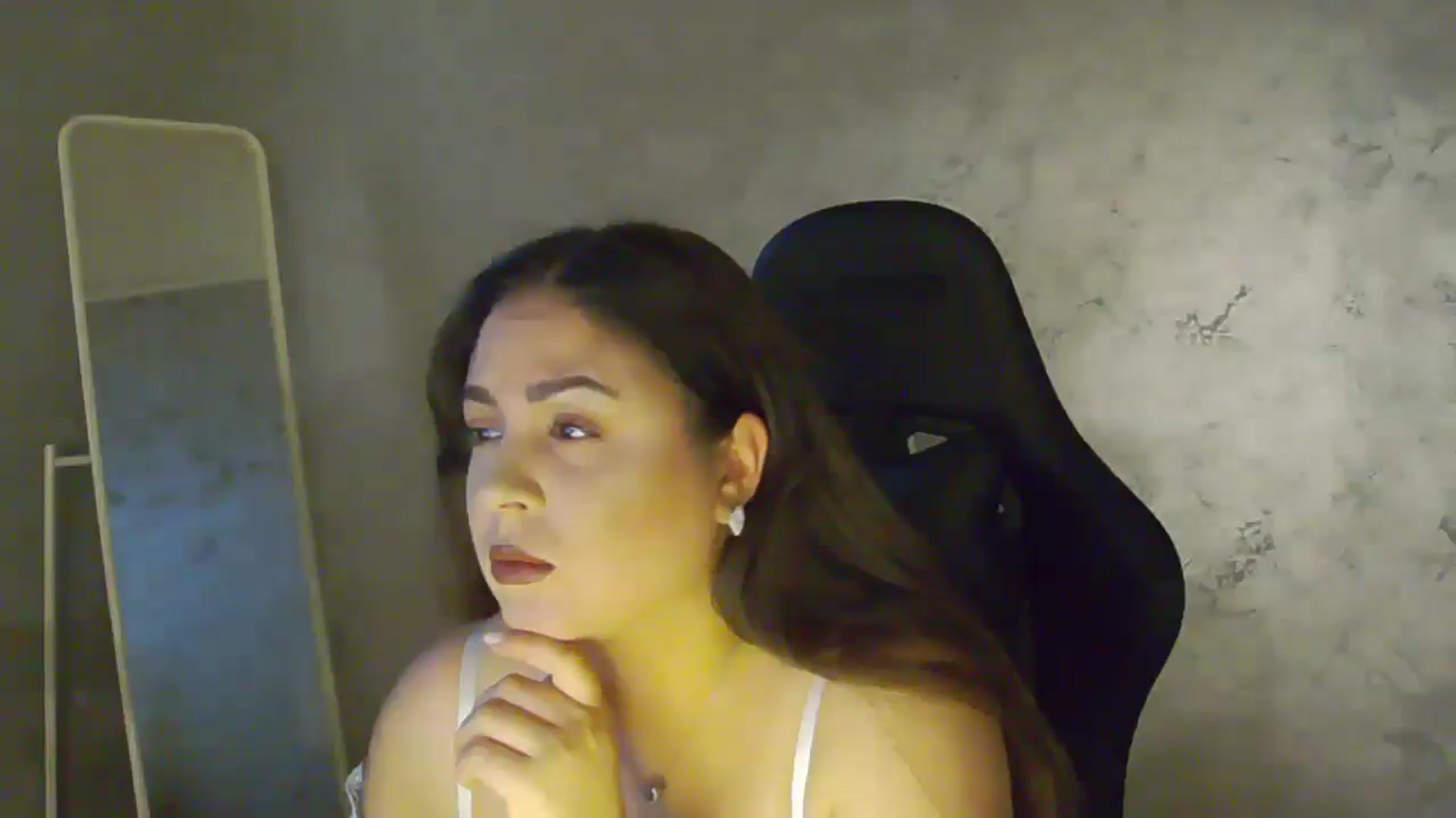 Gallery image thumbnail from NotVanilla's myfreecams stream on, 11/09/2025, 23:46 image 19 of 20