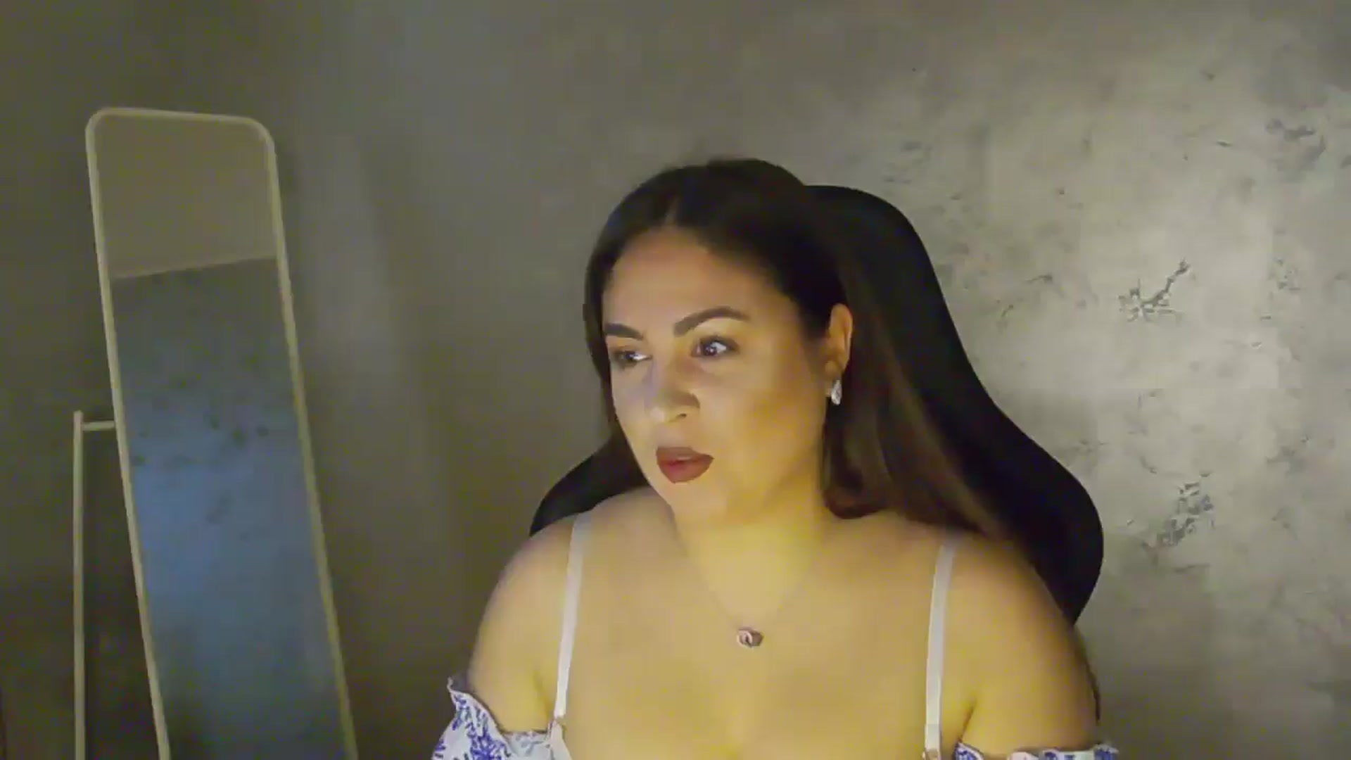 Gallery image thumbnail from NotVanilla's myfreecams stream on, 11/10/2025, 24:41 image 20 of 20