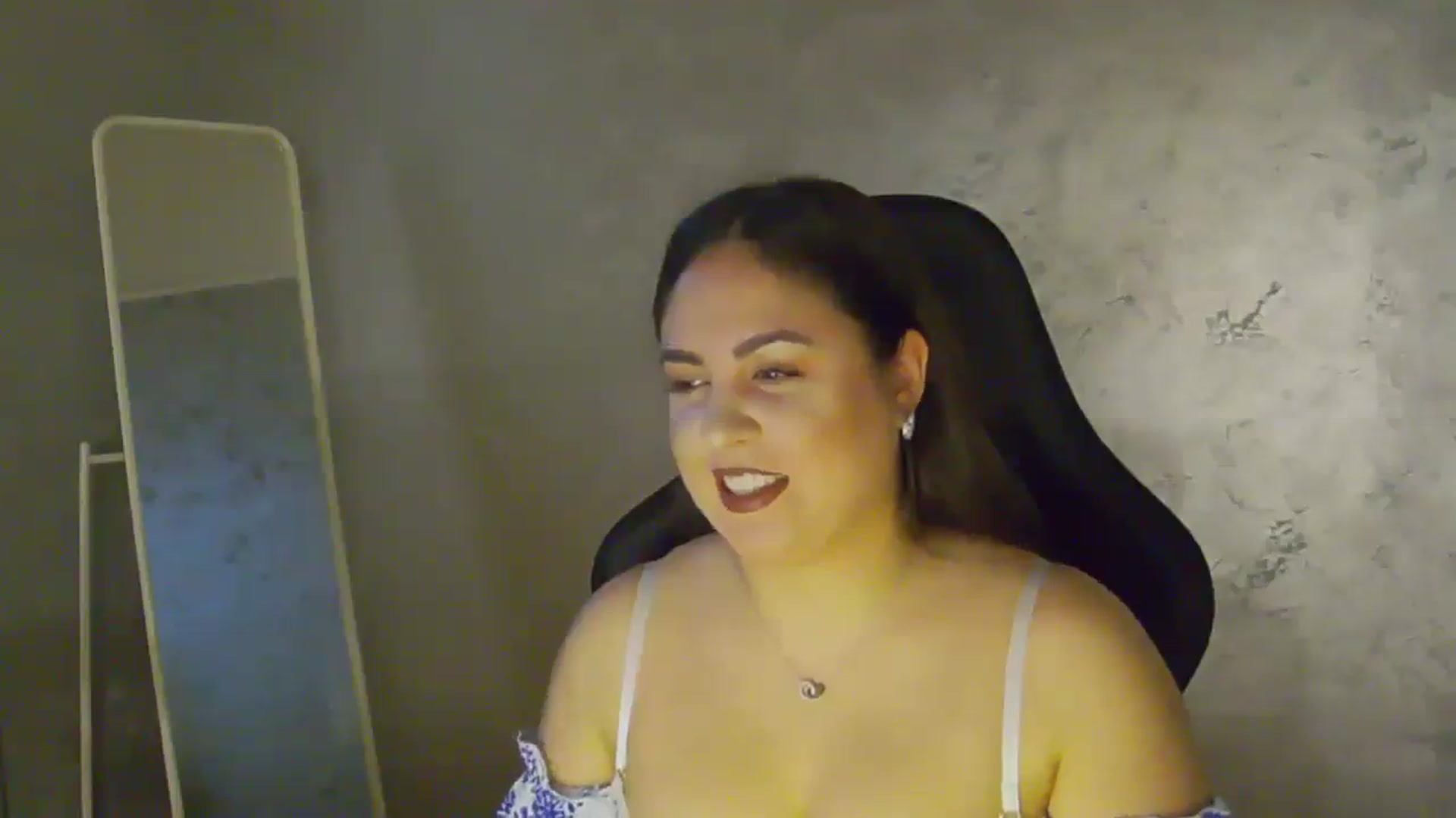 Gallery image thumbnail from NotVanilla's myfreecams stream on, 11/10/2025, 24:41 image 10 of 20