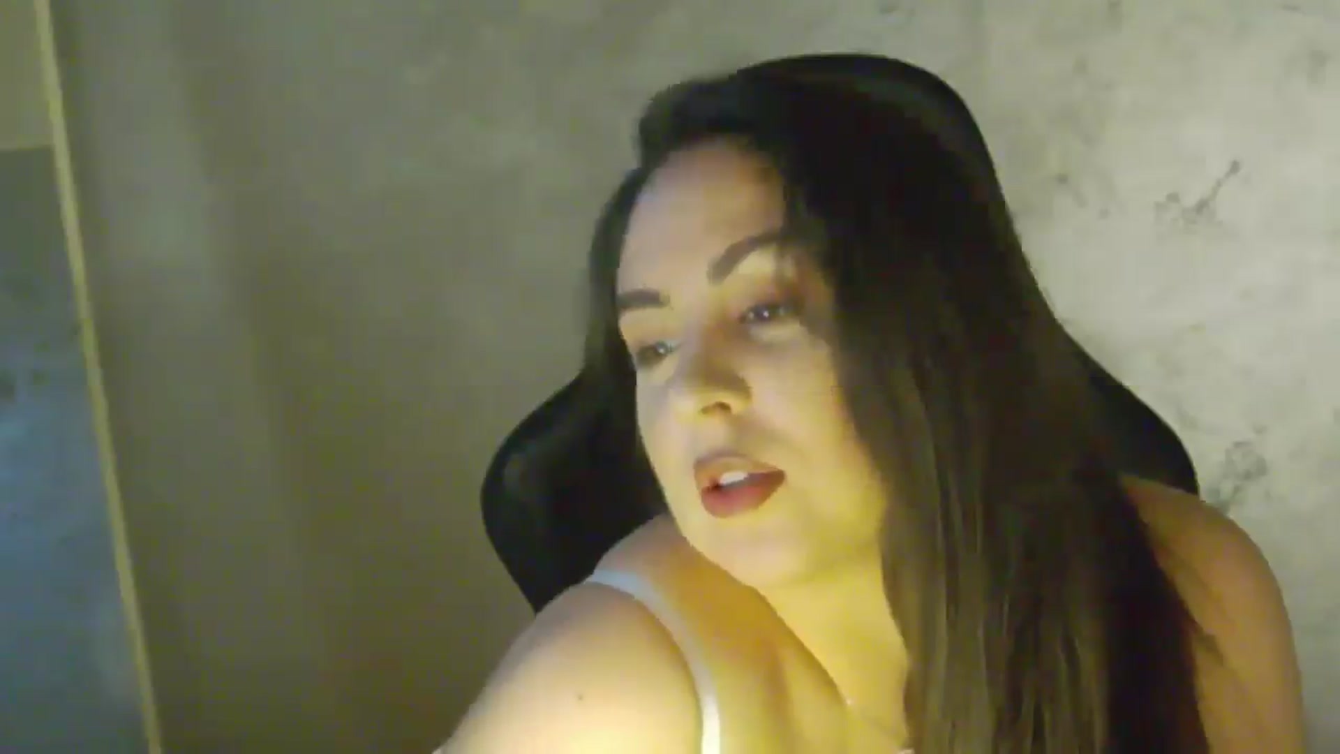Gallery image thumbnail from NotVanilla's myfreecams stream on, 11/10/2025, 02:48 image 10 of 20