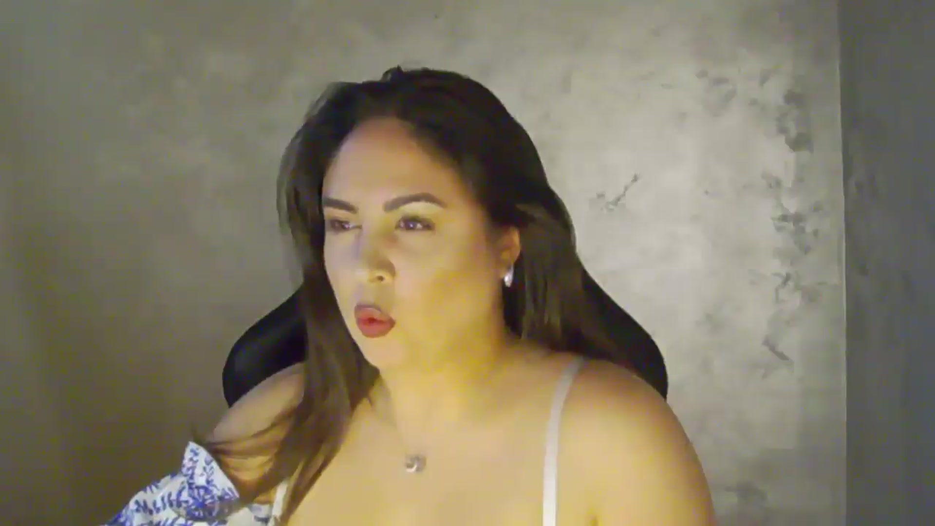 Gallery image thumbnail from NotVanilla's myfreecams stream on, 11/10/2025, 03:17 image 4 of 20