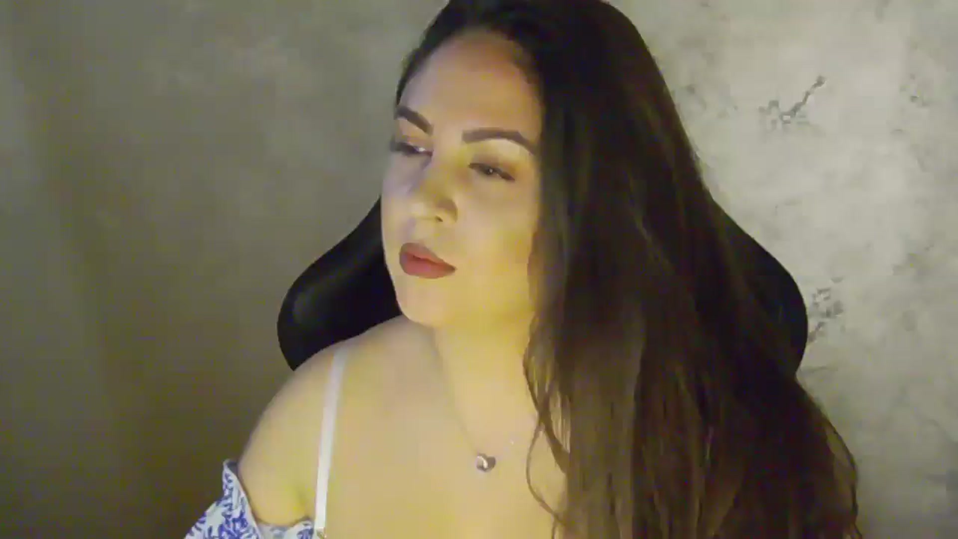 Gallery image thumbnail from NotVanilla's myfreecams stream on, 11/10/2025, 03:17 image 17 of 20