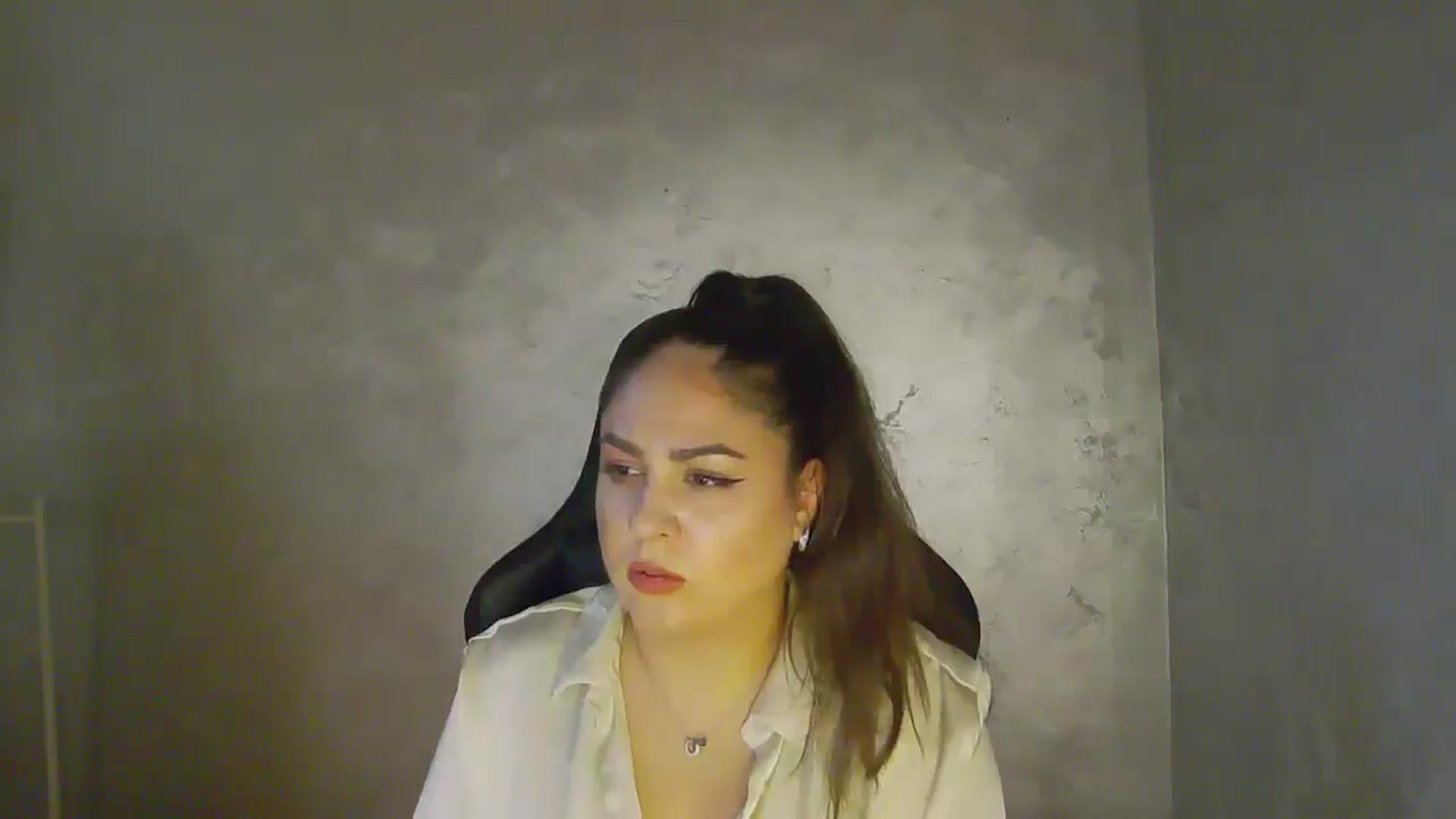 Gallery image thumbnail from NotVanilla's myfreecams stream on, 11/12/2025, 01:21 image 5 of 20