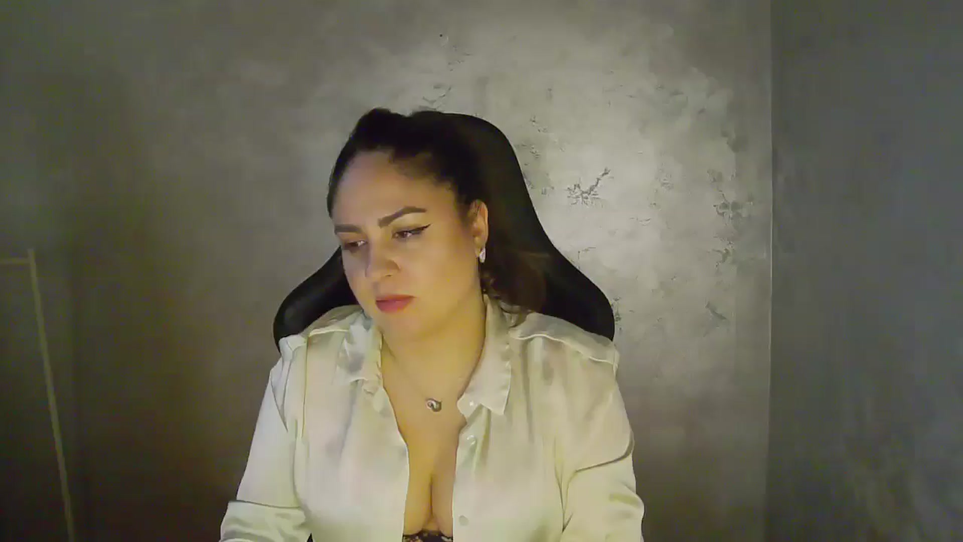 Gallery image thumbnail from NotVanilla's myfreecams stream on, 11/12/2025, 01:21 image 20 of 20