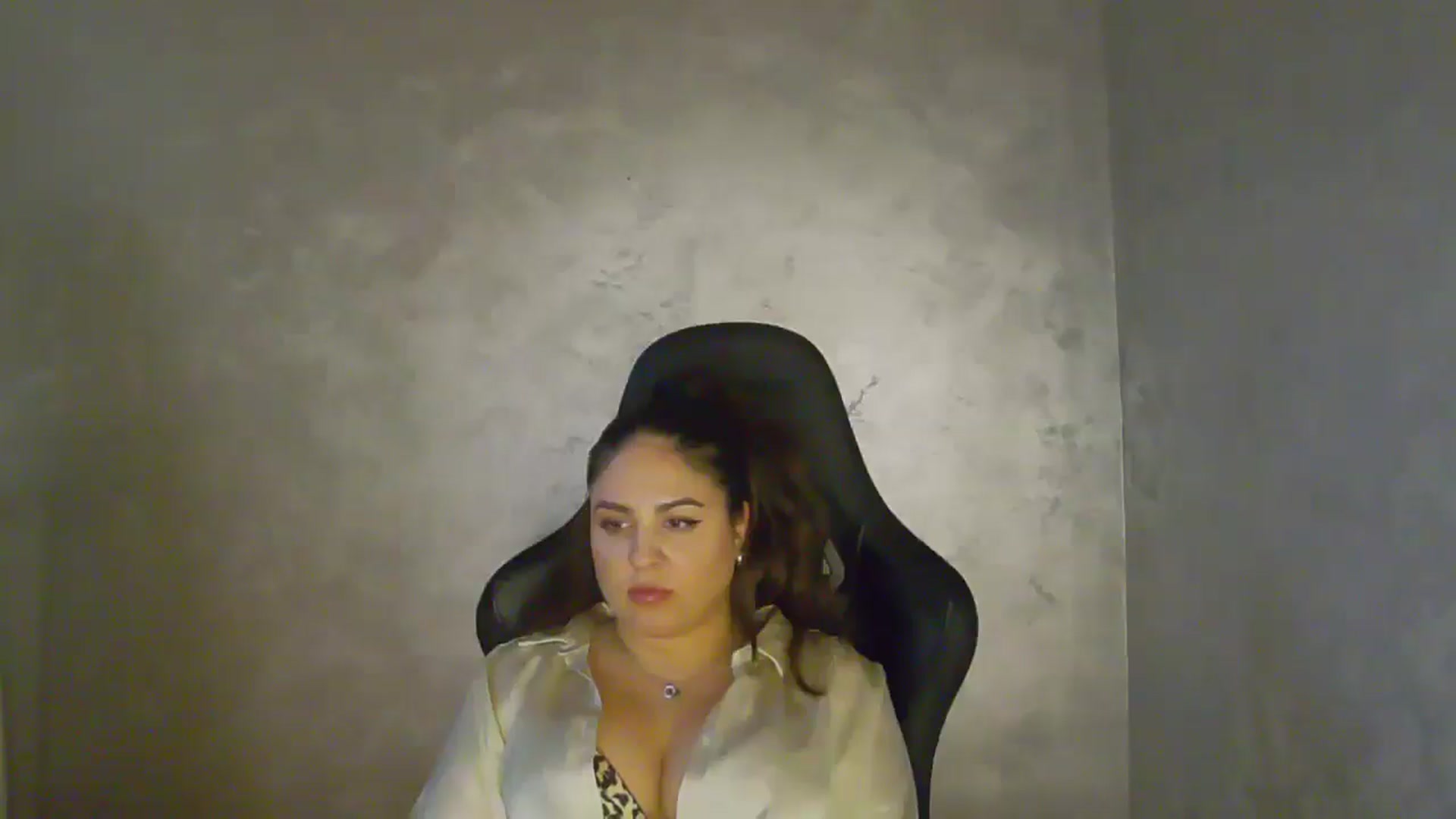 Gallery image thumbnail from NotVanilla's myfreecams stream on, 11/12/2025, 05:24 image 5 of 20