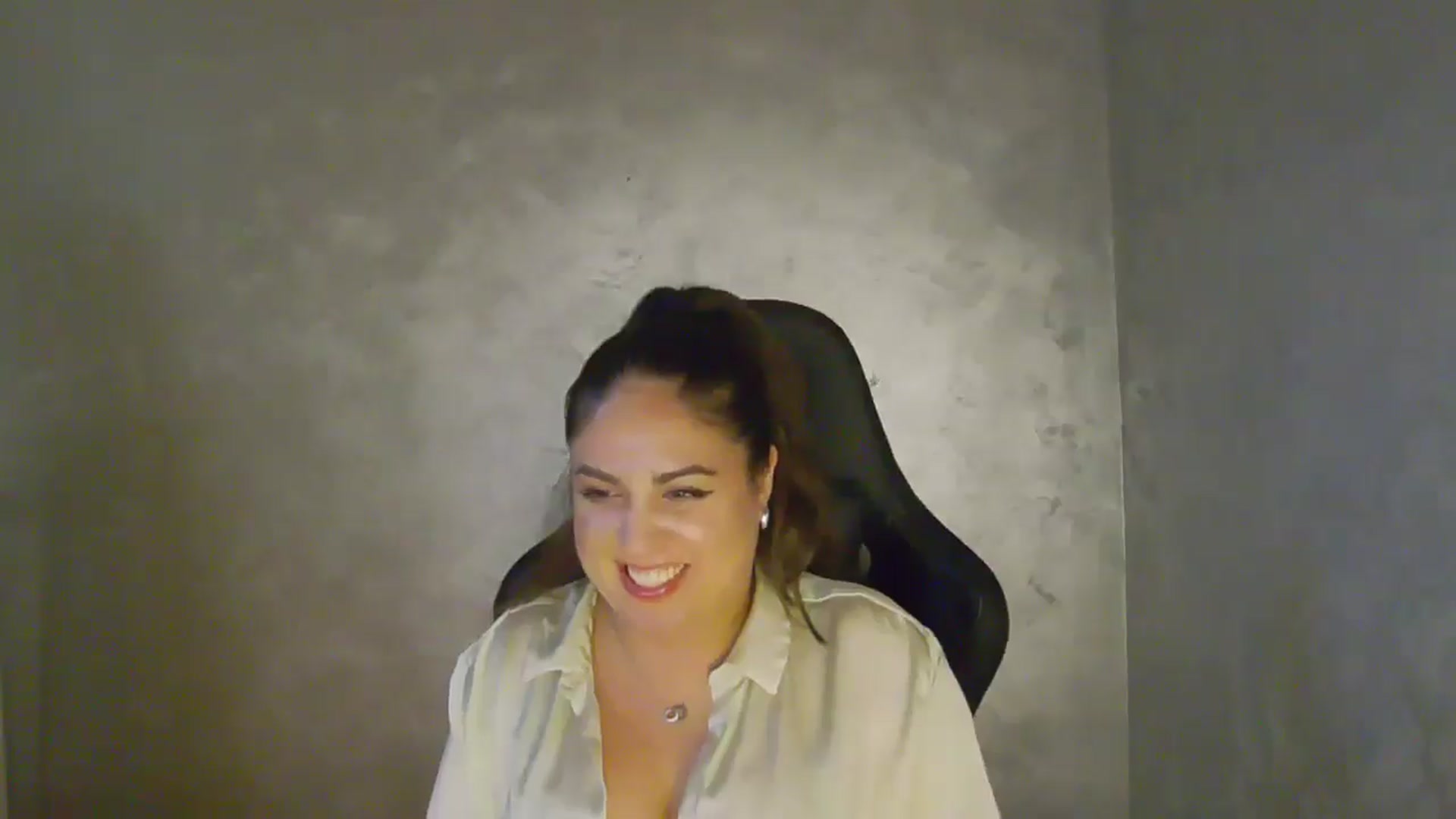 Gallery image thumbnail from NotVanilla's myfreecams stream on, 11/12/2025, 05:24 image 3 of 20