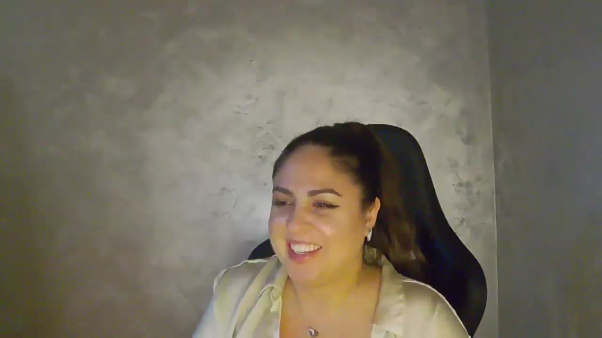 Gallery image thumbnail from NotVanilla's myfreecams stream on, 11/12/2025, 05:24 image 14 of 20