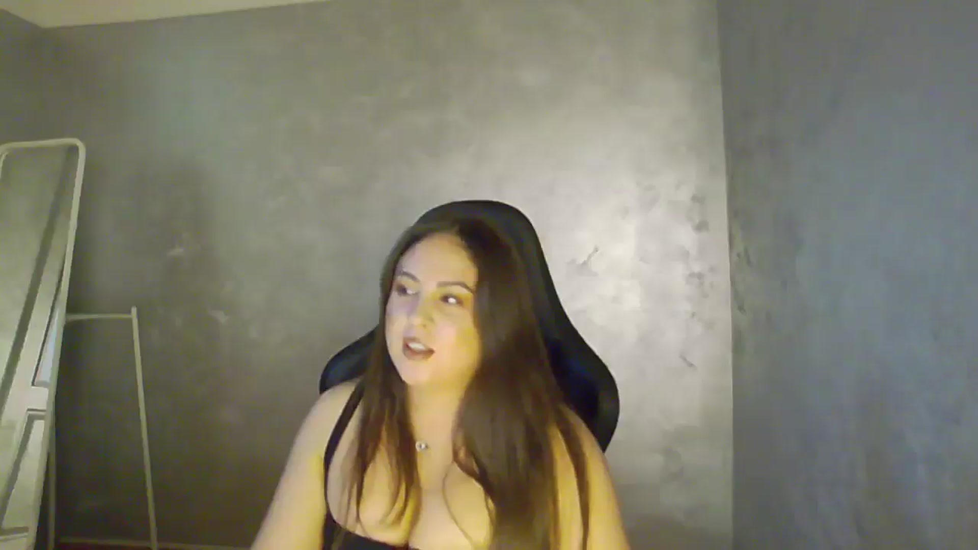 Gallery image thumbnail from NotVanilla's myfreecams stream on, 11/17/2025, 02:46 image 13 of 20