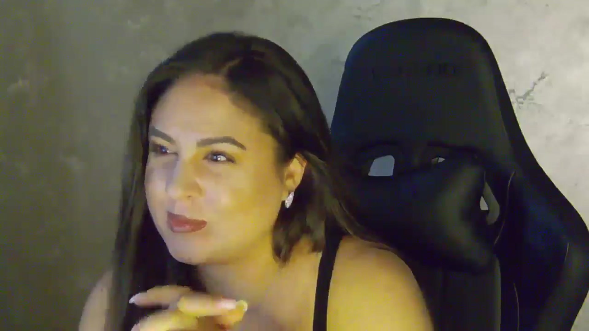 Gallery image thumbnail from NotVanilla's myfreecams stream on, 11/17/2025, 03:14 image 6 of 20