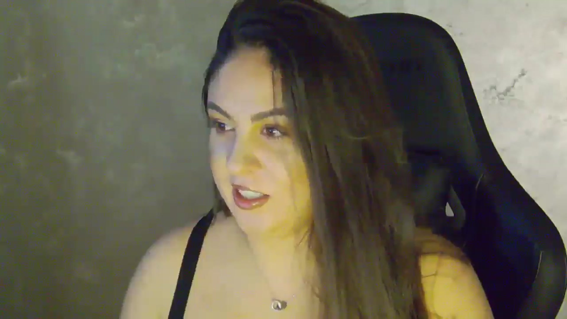 Gallery image thumbnail from NotVanilla's myfreecams stream on, 11/17/2025, 03:14 image 10 of 20