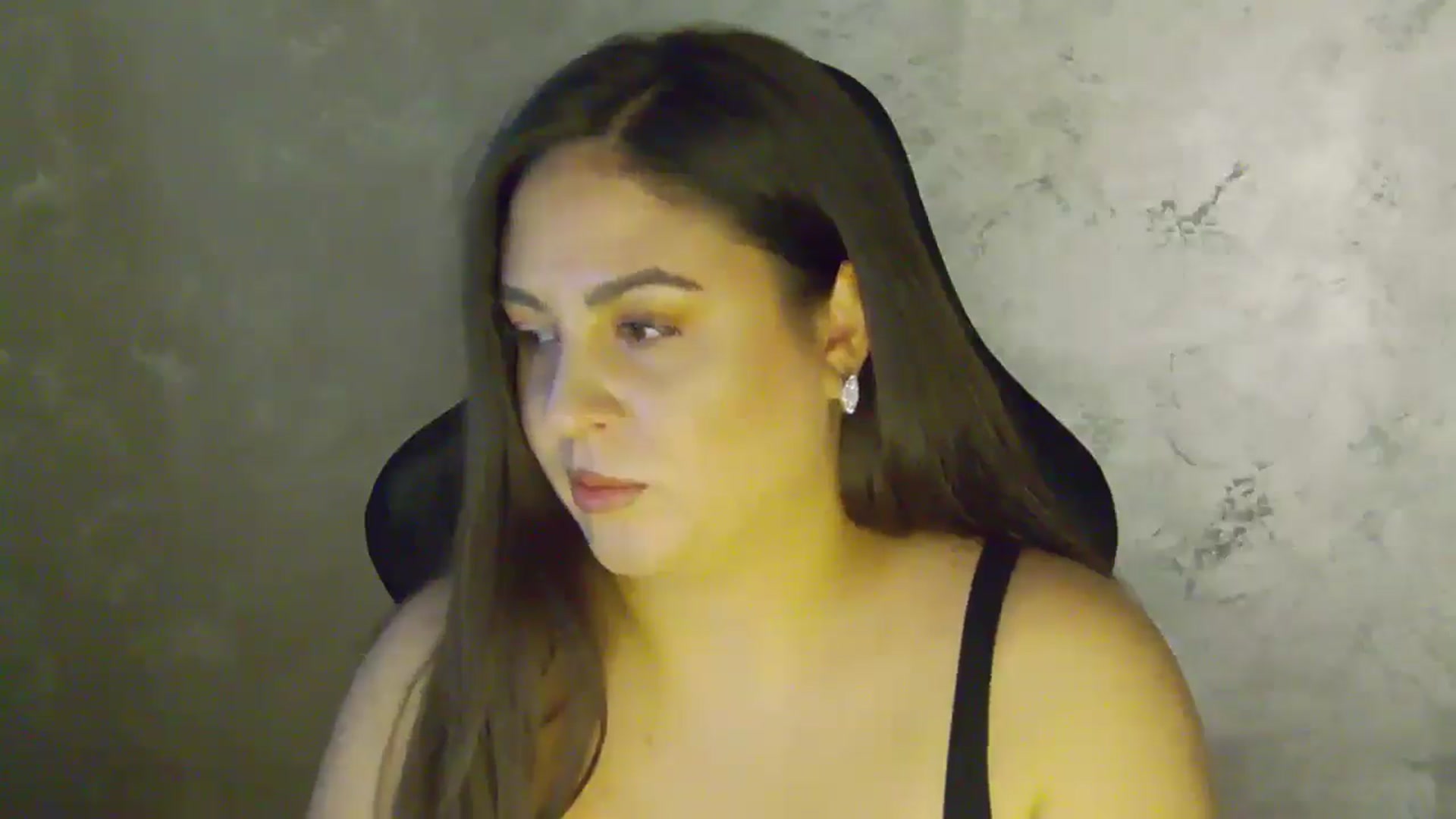 Gallery image thumbnail from NotVanilla's myfreecams stream on, 11/17/2025, 03:58 image 6 of 20