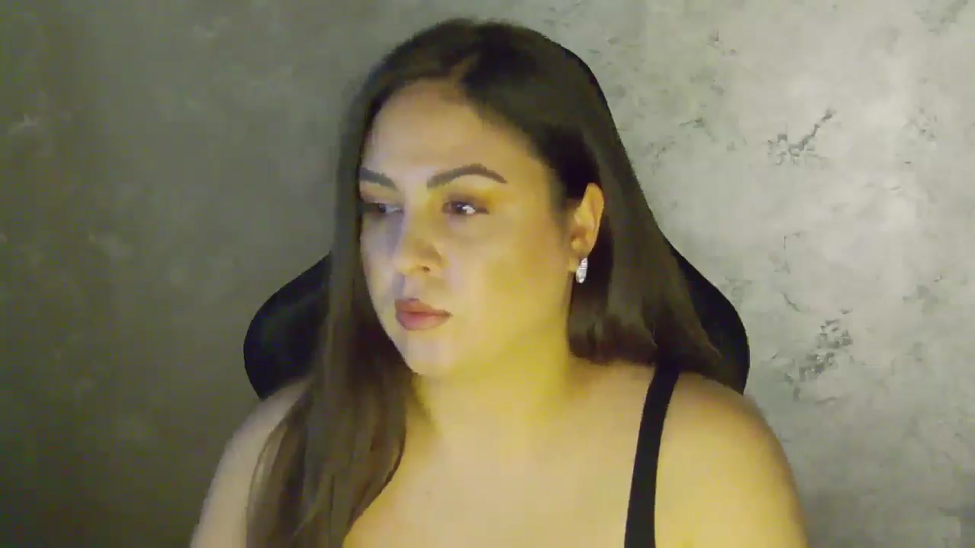 Gallery image thumbnail from NotVanilla's myfreecams stream on, 11/17/2025, 03:58 image 4 of 20